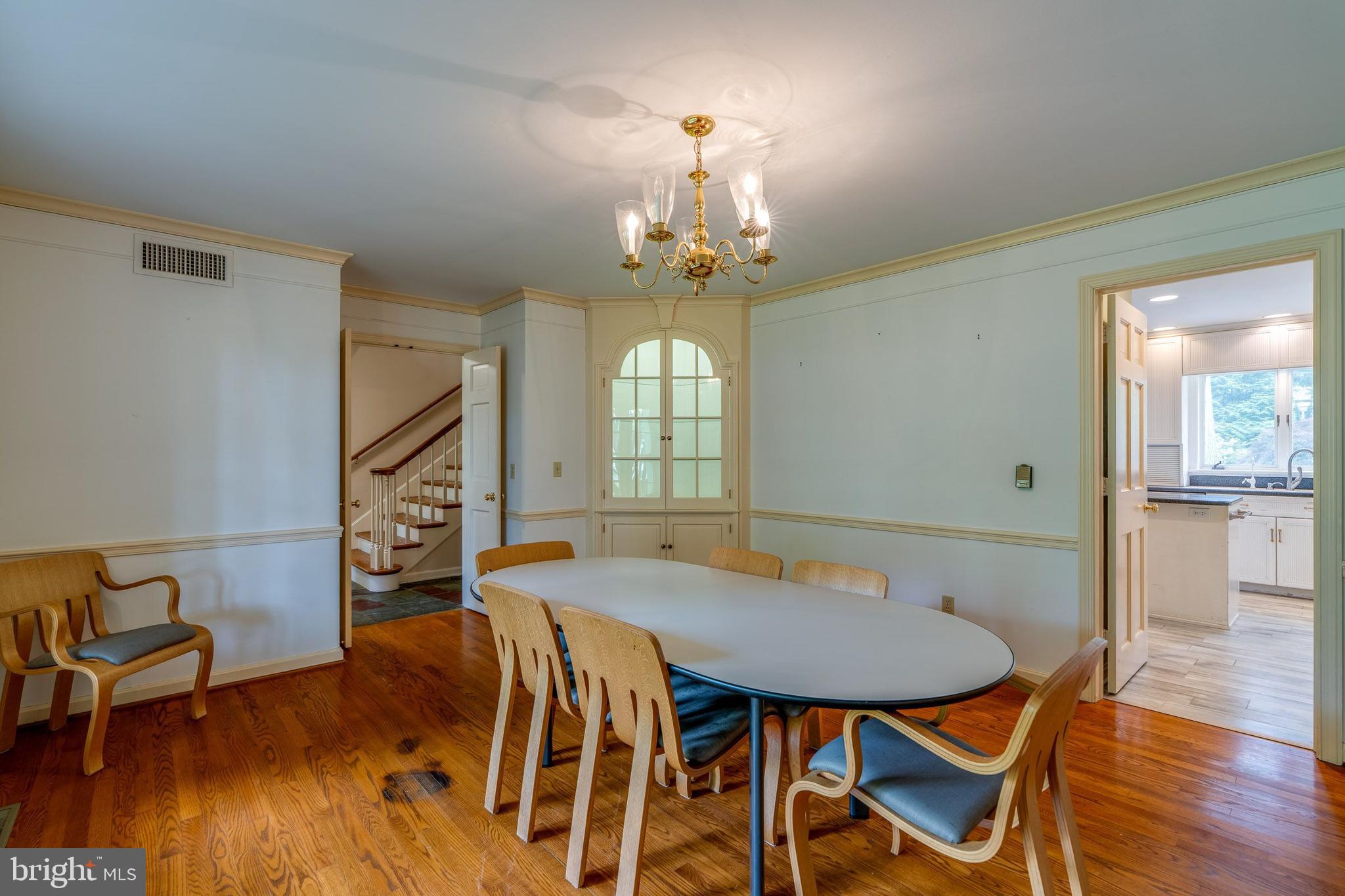 SCHOOL LANE HILLS - Residential