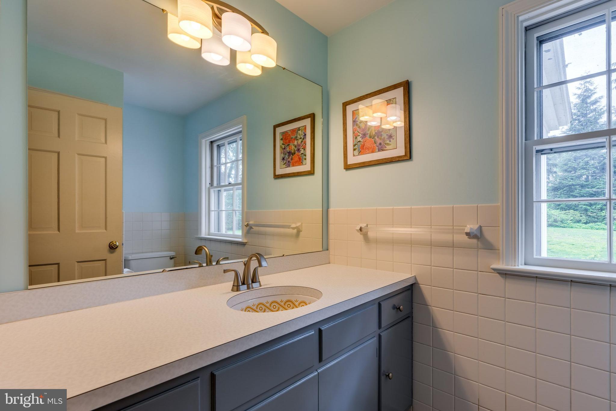 SCHOOL LANE HILLS - Residential