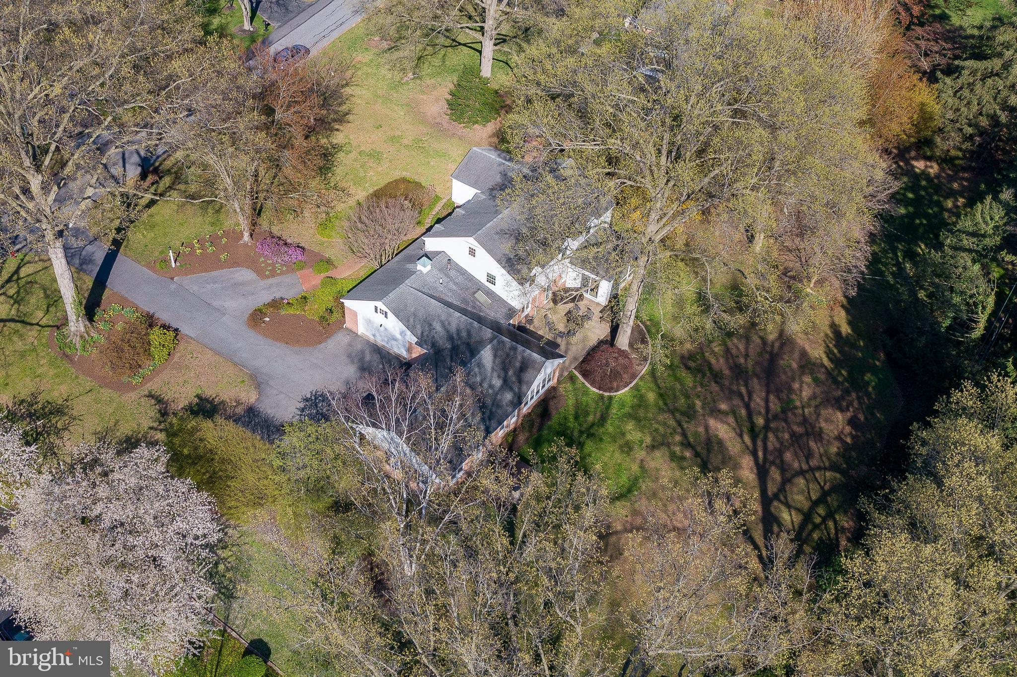 SCHOOL LANE HILLS - Residential