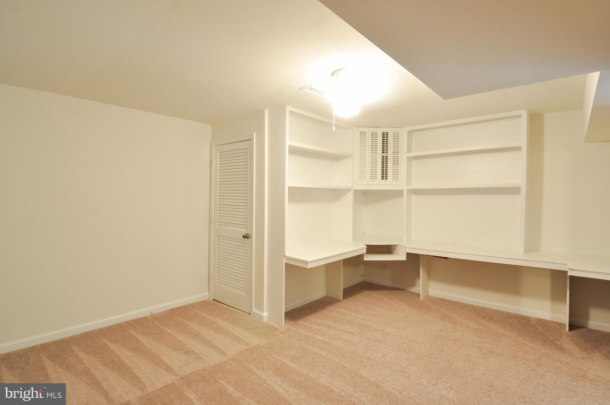 LAKE ACRES - Residential