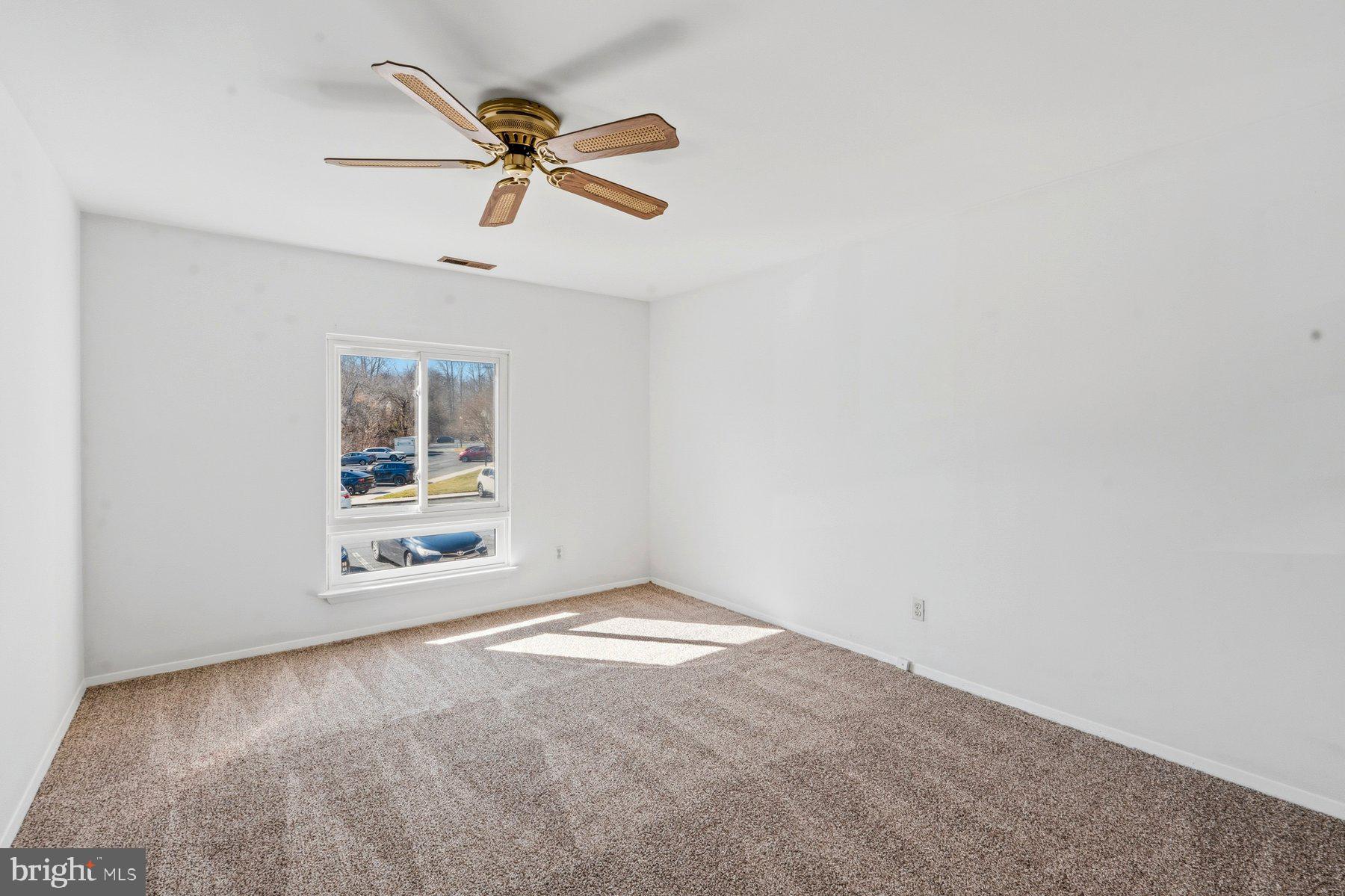 MOORES MILL MANOR - Residential