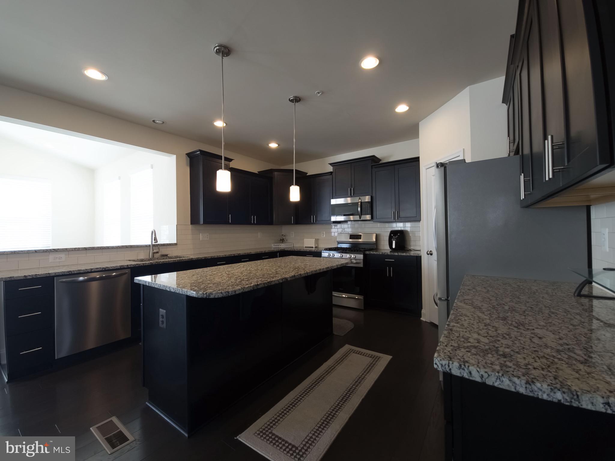 11181 ARROWHEAD COURT