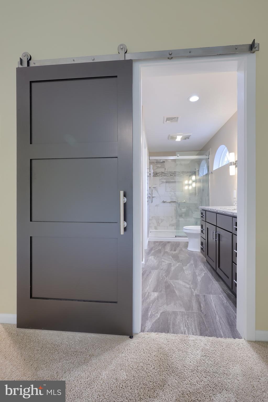 REGENTS PARK - Residential