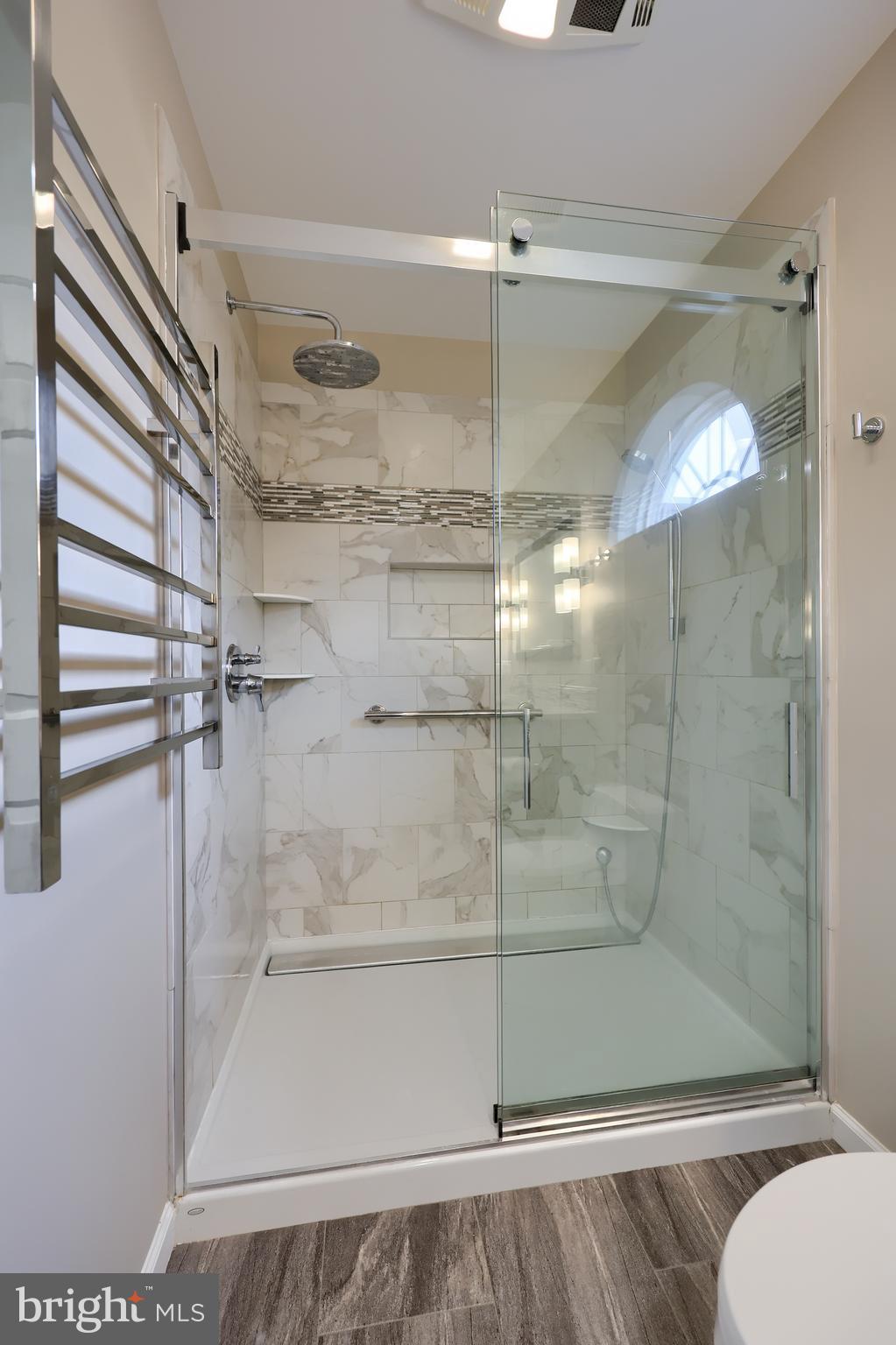 REGENTS PARK - Residential