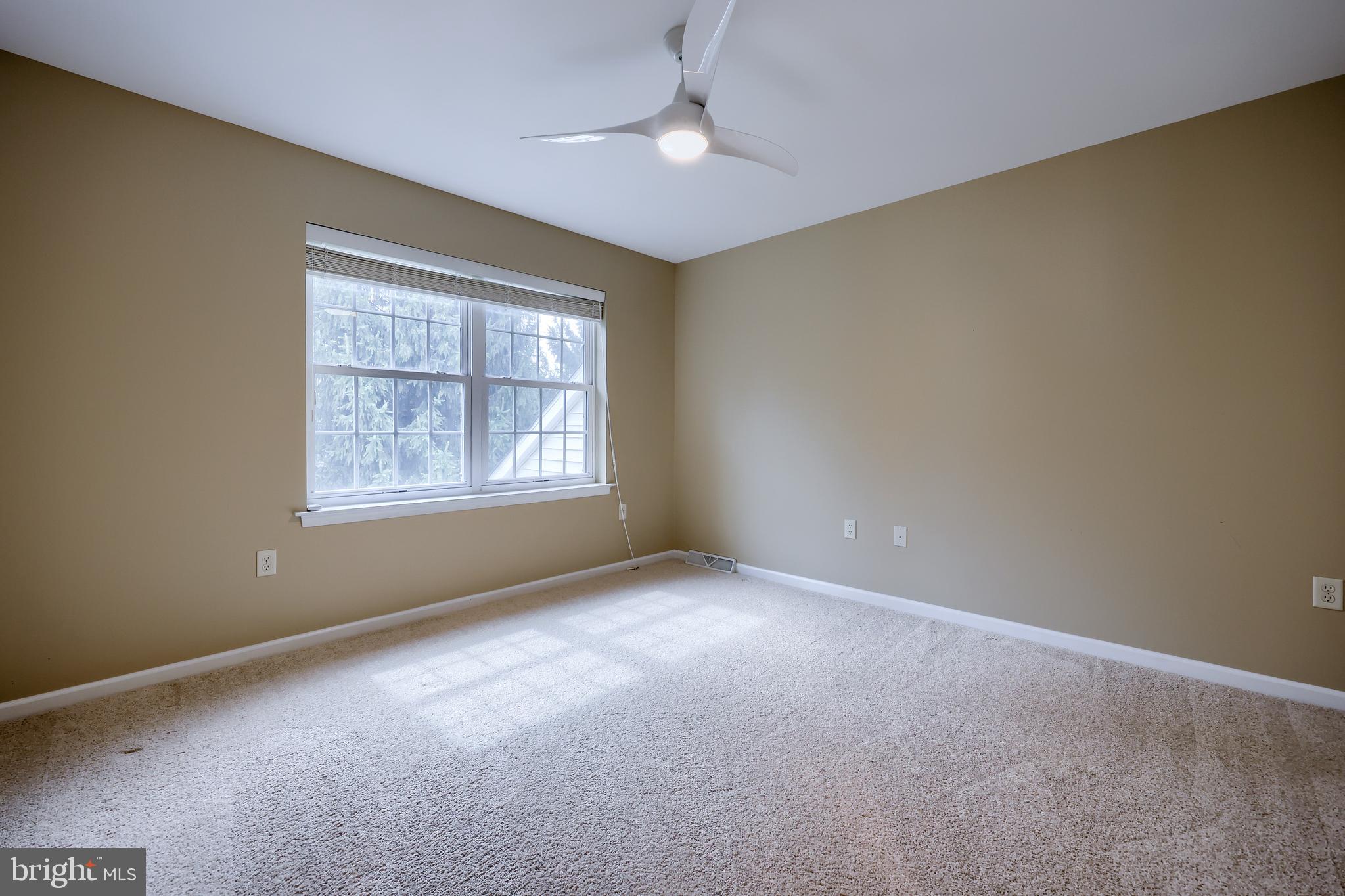 REGENTS PARK - Residential