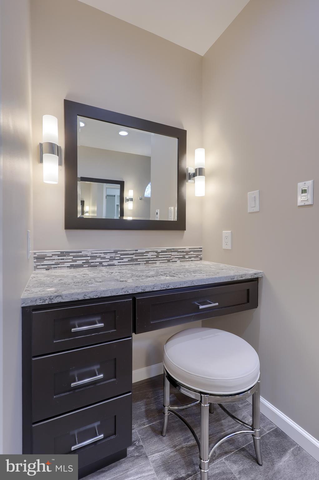 REGENTS PARK - Residential