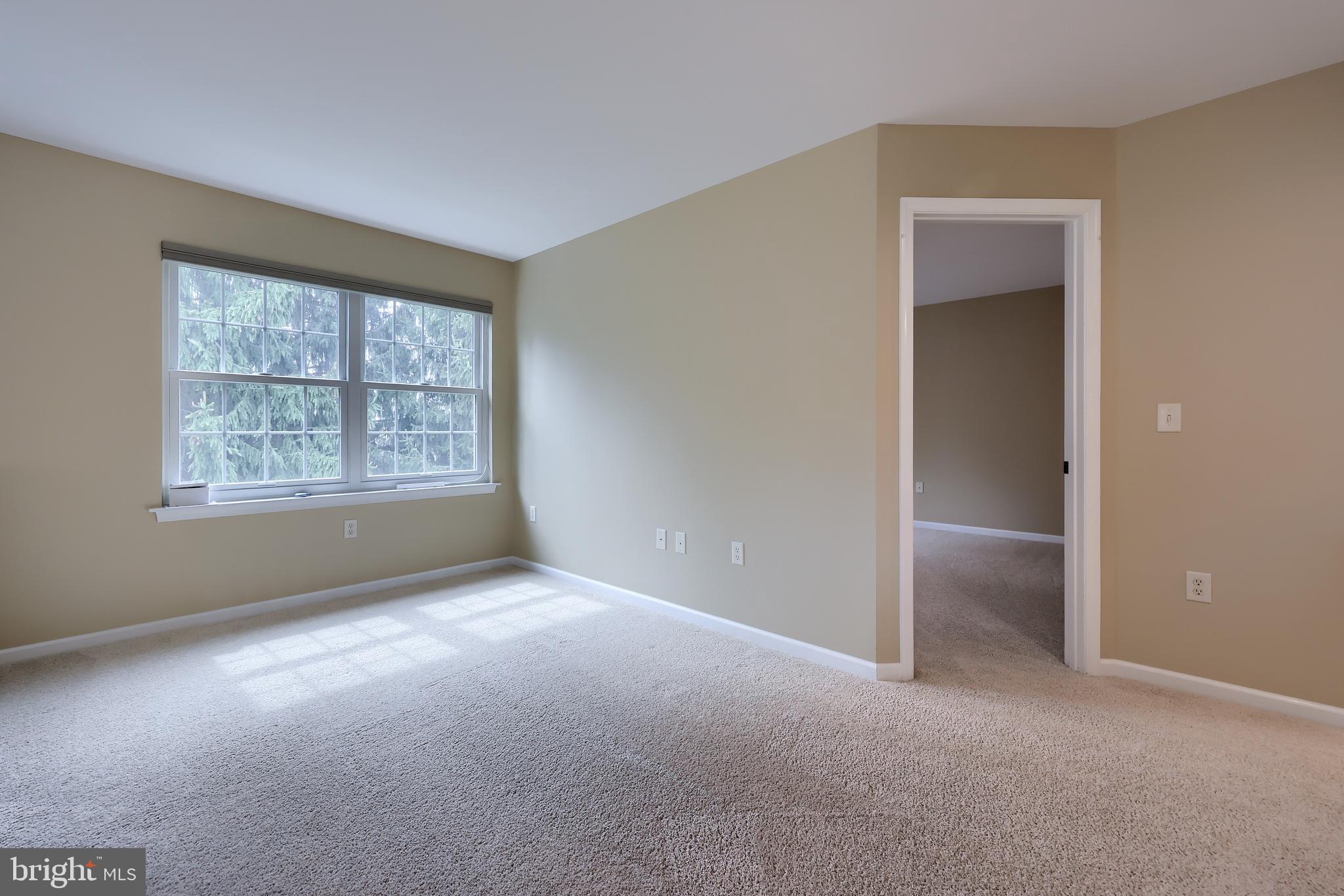 REGENTS PARK - Residential