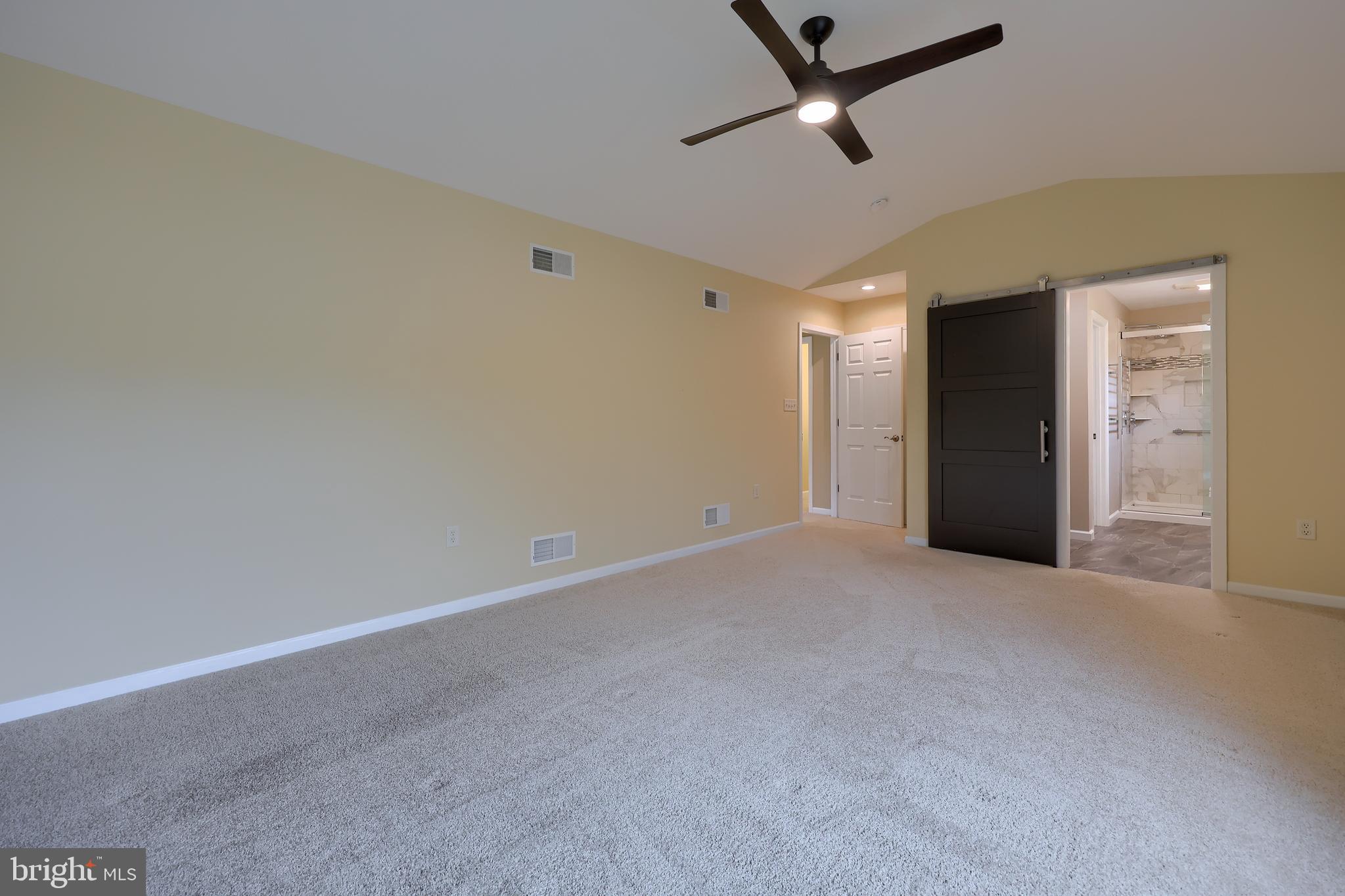 REGENTS PARK - Residential