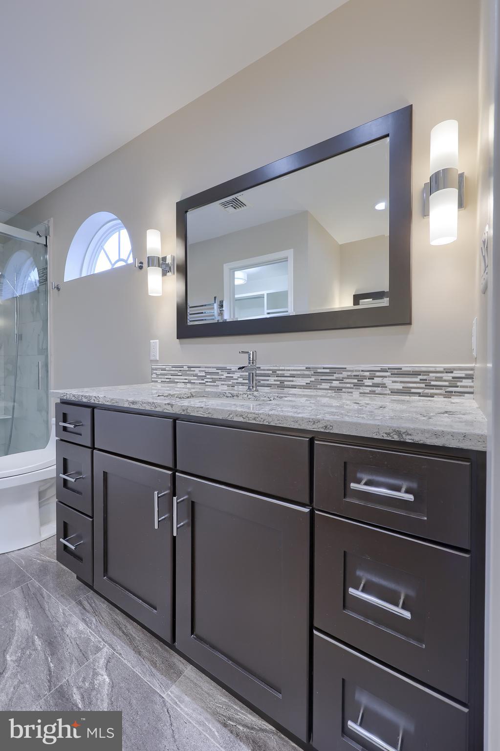 REGENTS PARK - Residential