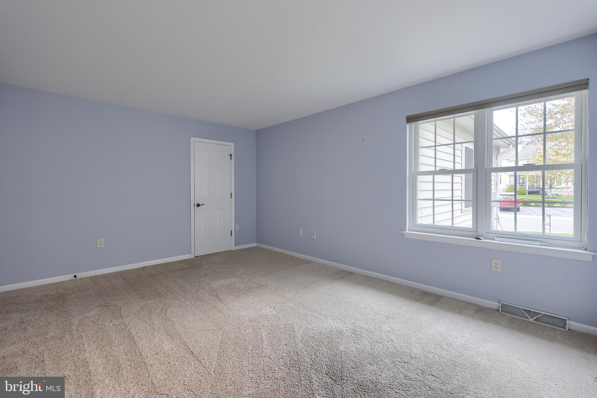 REGENTS PARK - Residential