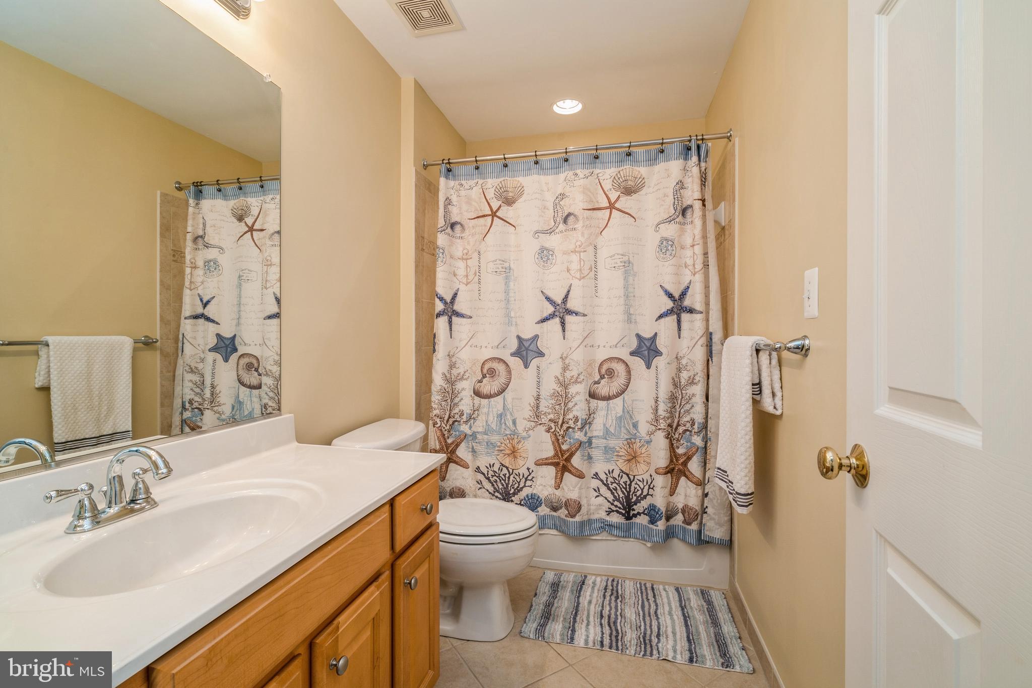 ADMIRALS VIEW - Residential