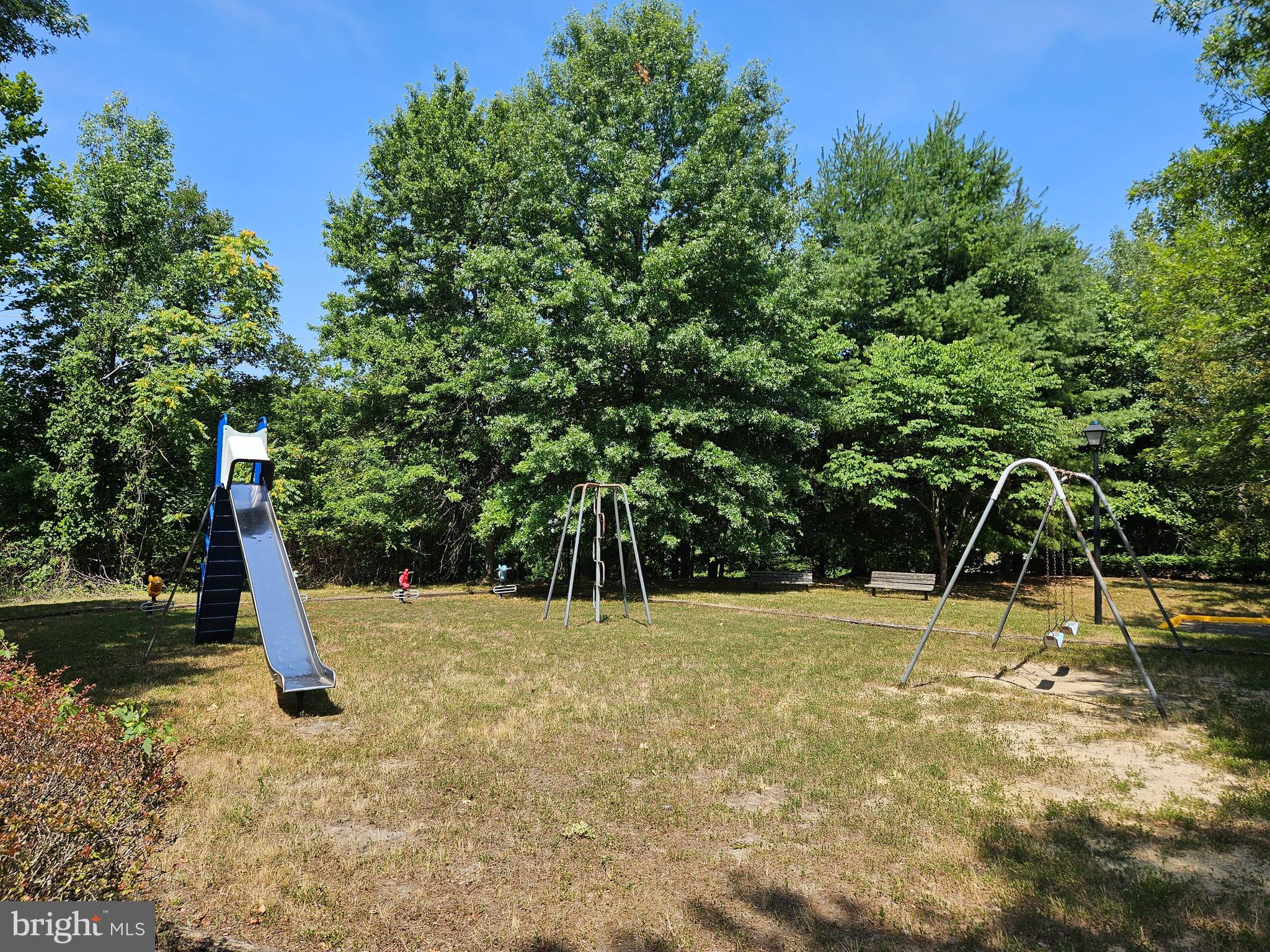 REGENCY MEADOWS - Residential