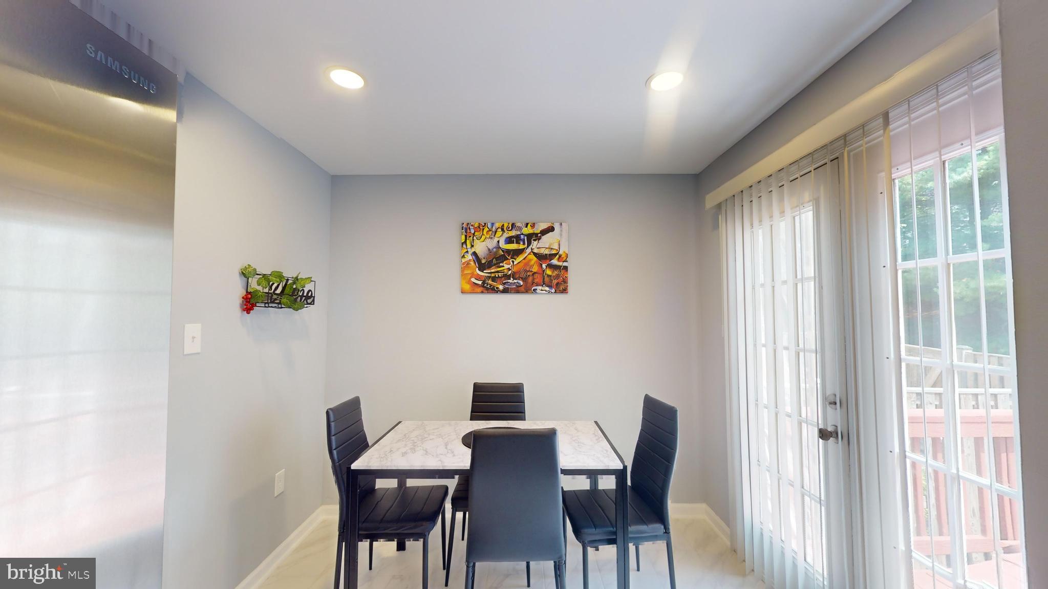 REGENCY MEADOWS - Residential