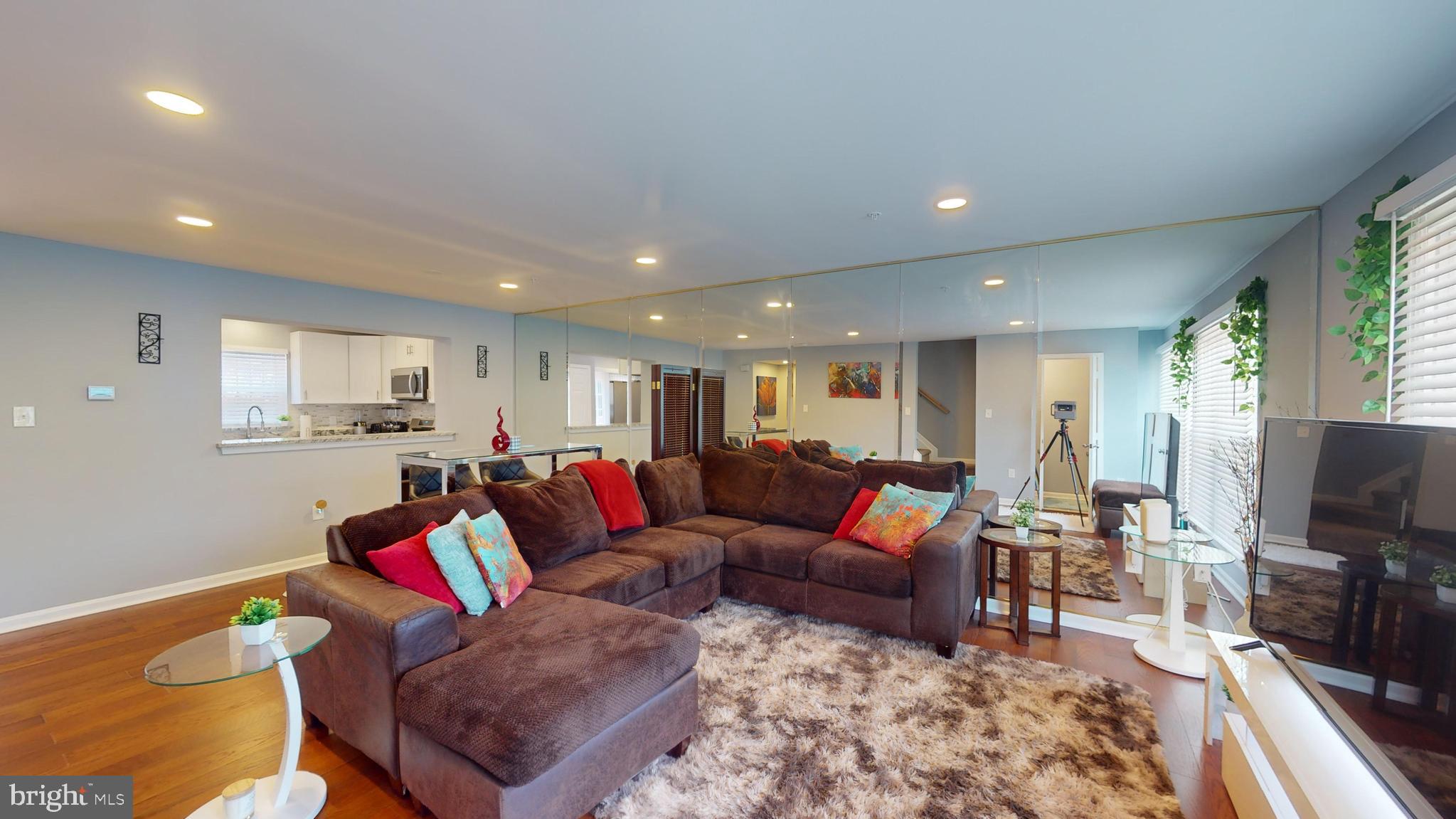 REGENCY MEADOWS - Residential