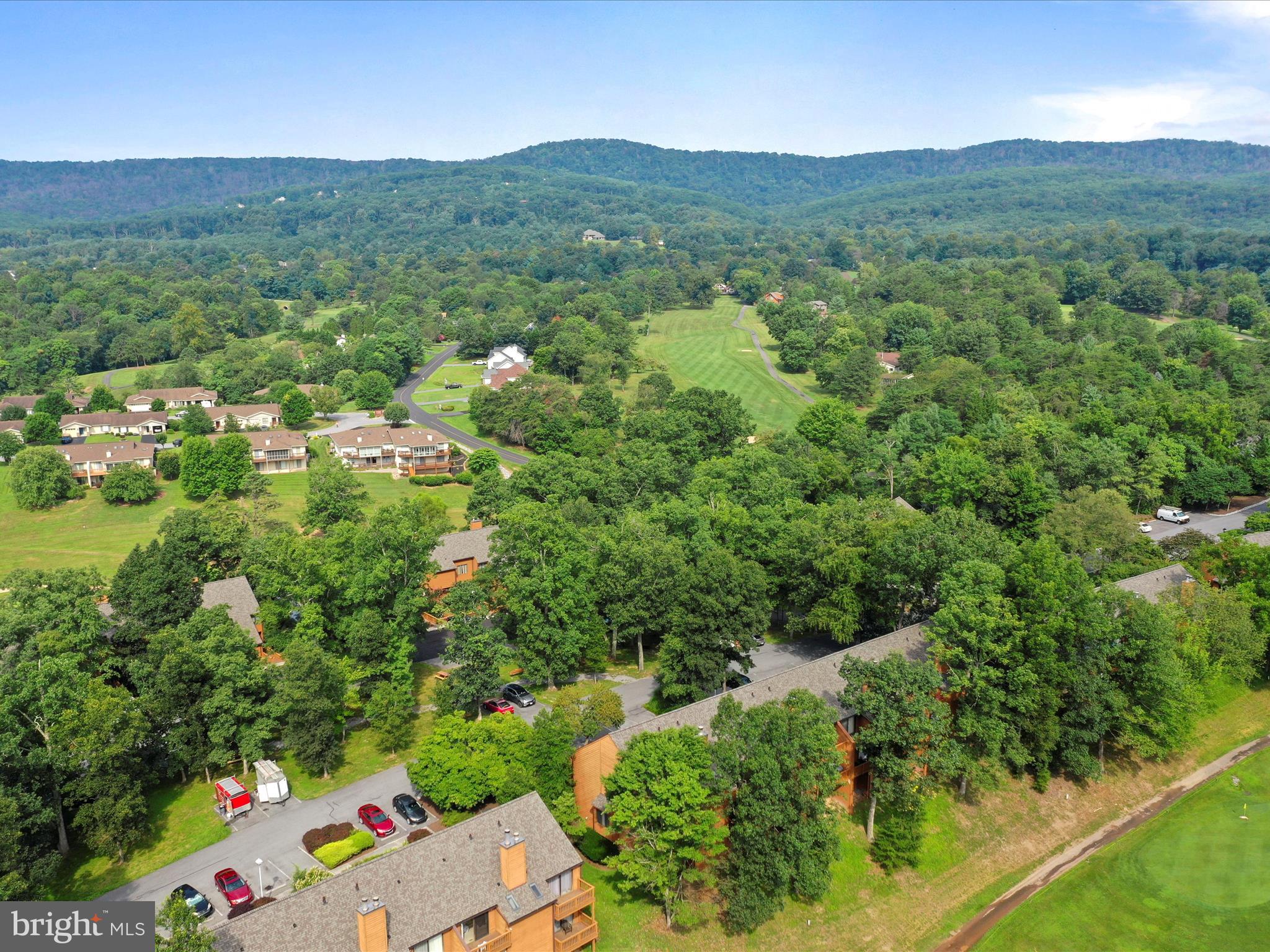 THE WOODS - Residential