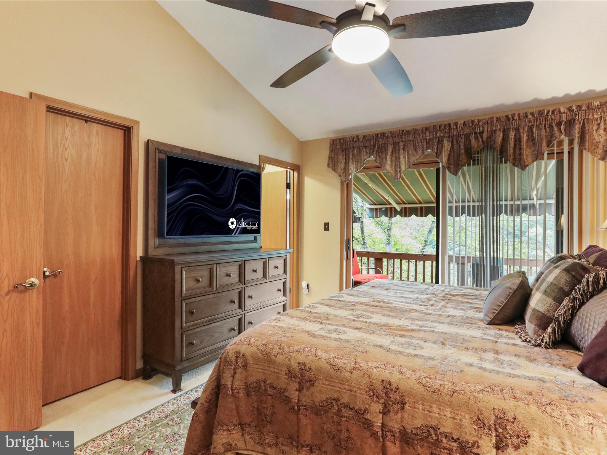 THE WOODS - Residential