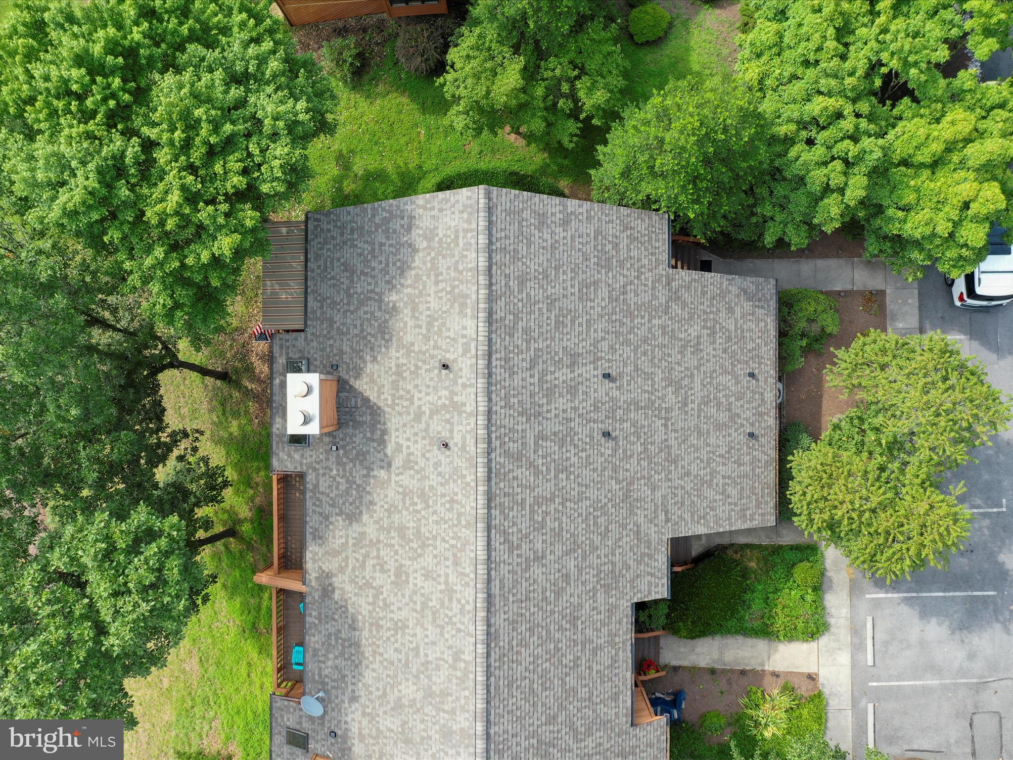 THE WOODS - Residential