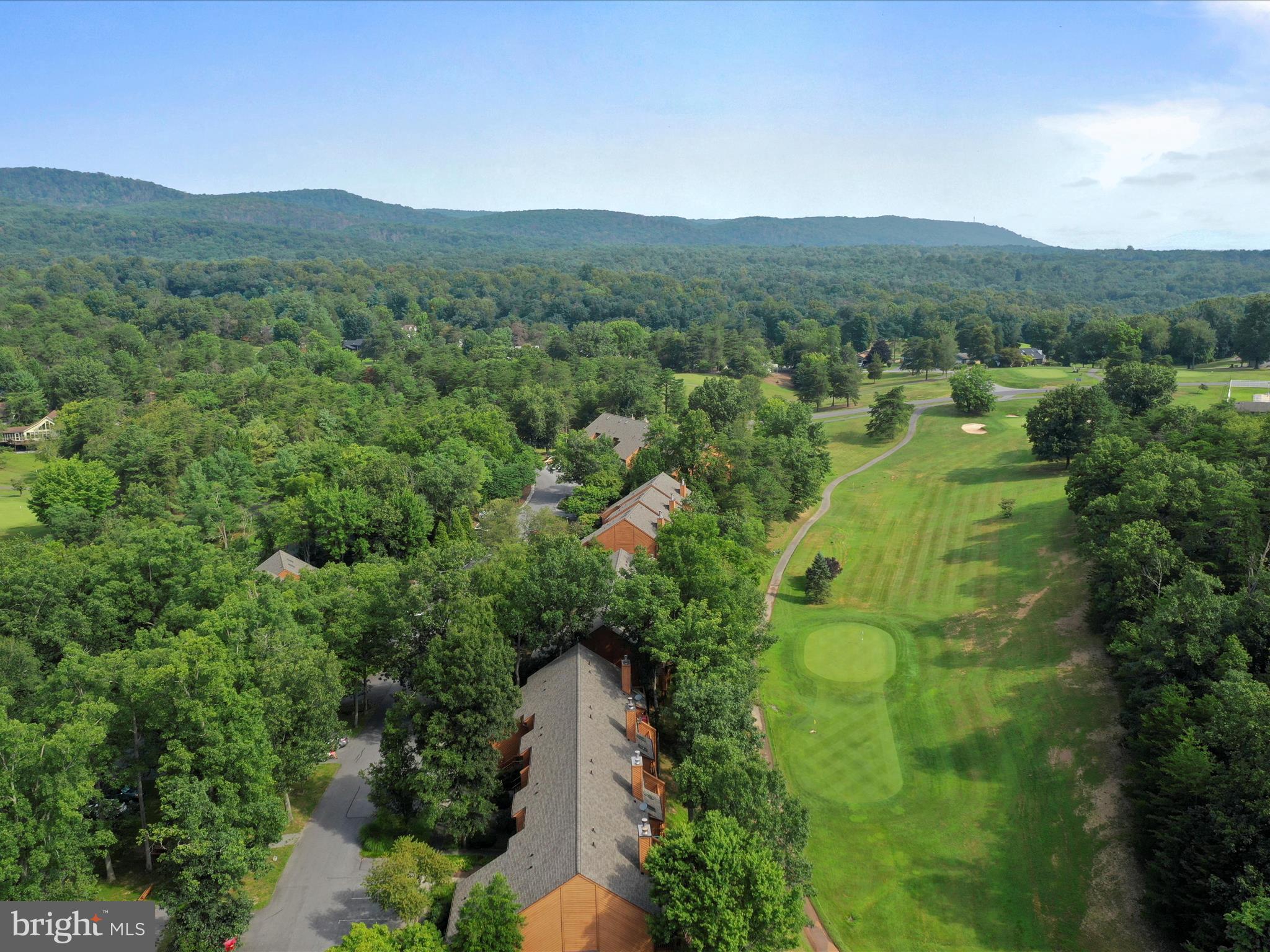 THE WOODS - Residential