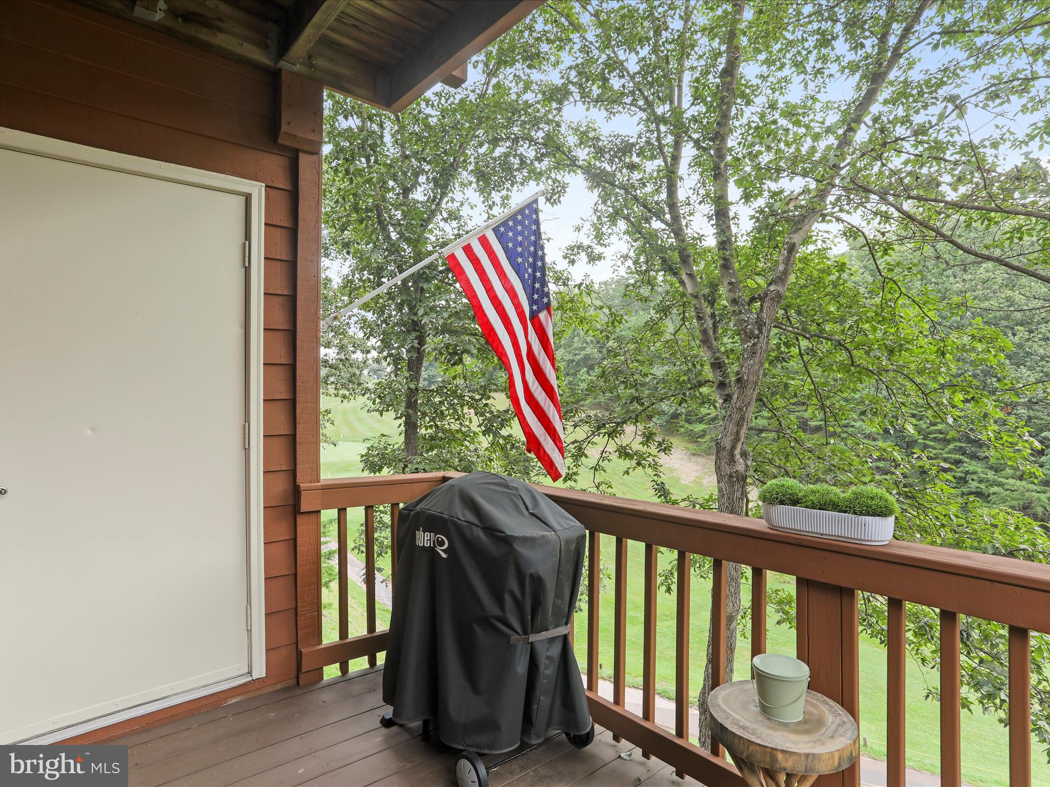 THE WOODS - Residential