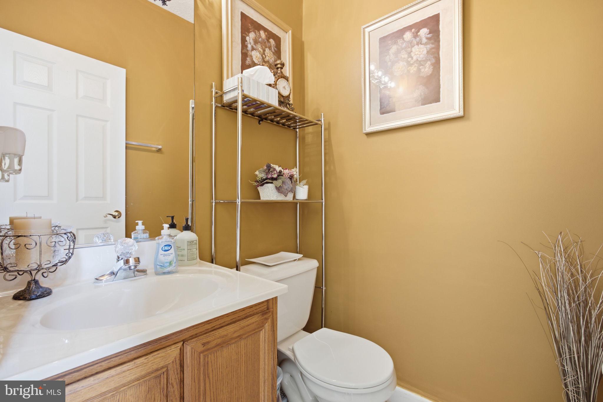 10103 GOLDFINCH COURT