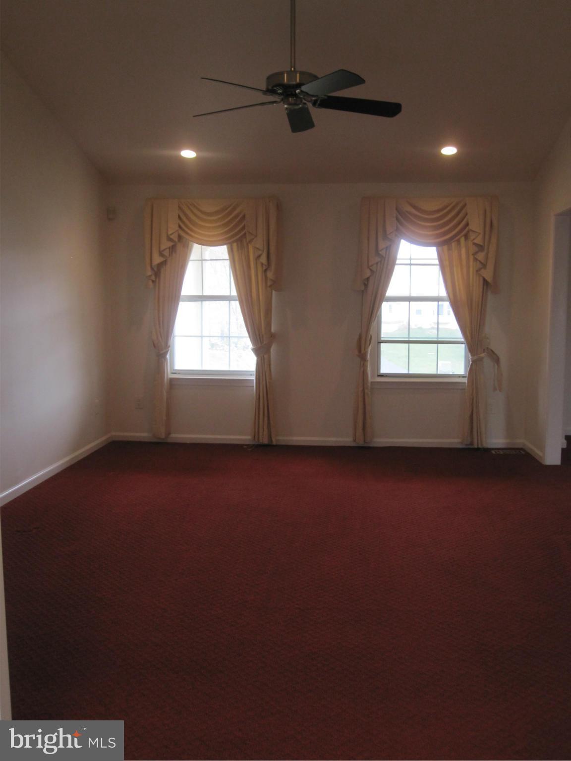 LITTLE ROCKY RUN - Residential Lease