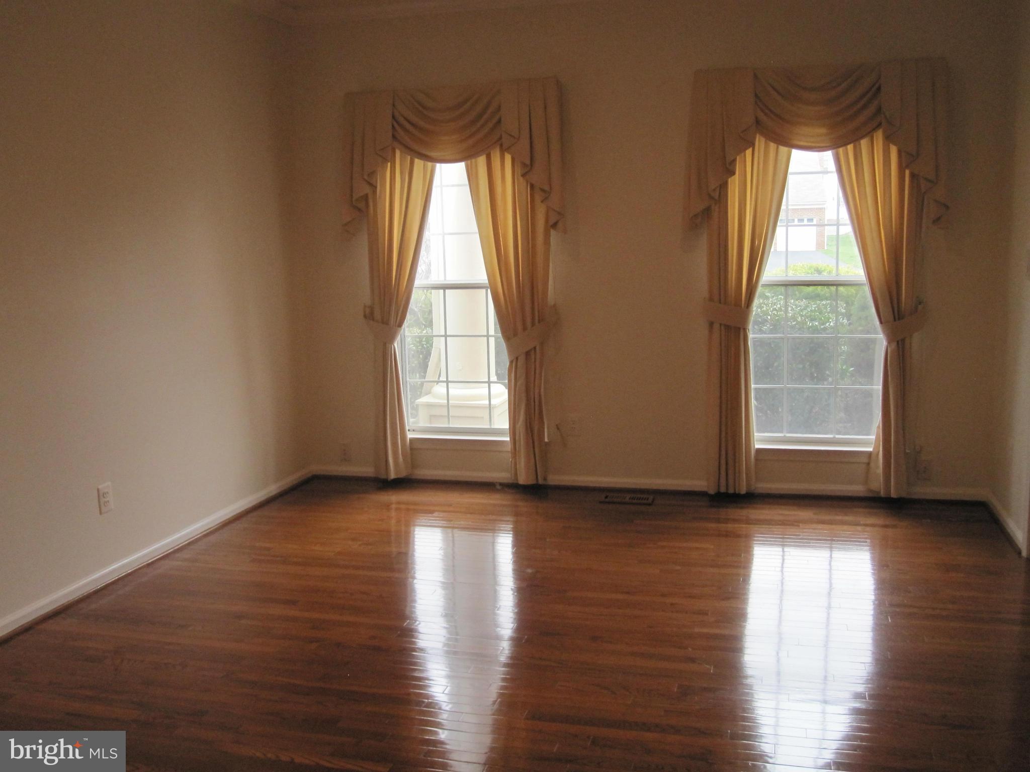 LITTLE ROCKY RUN - Residential Lease