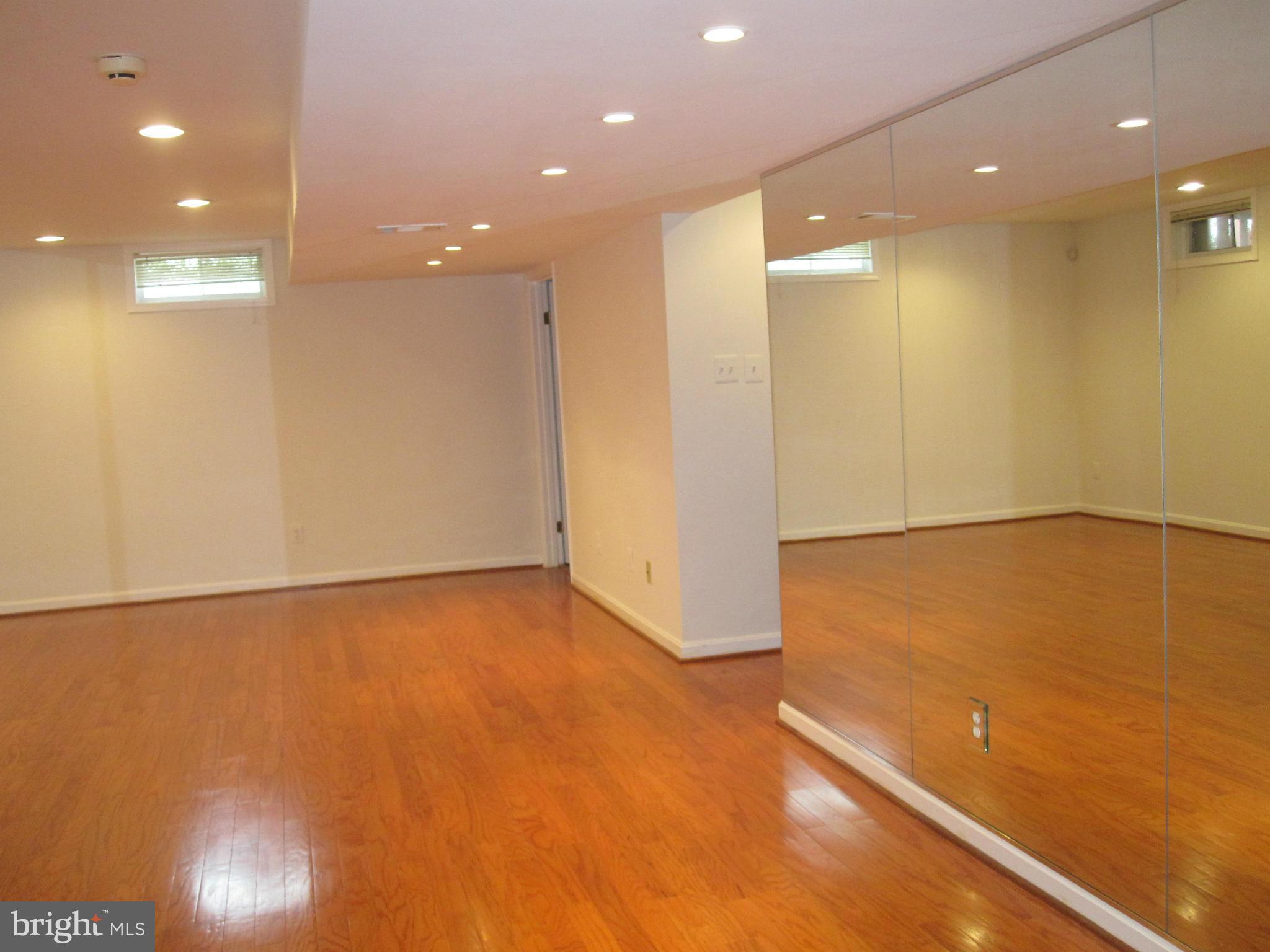 LITTLE ROCKY RUN - Residential Lease