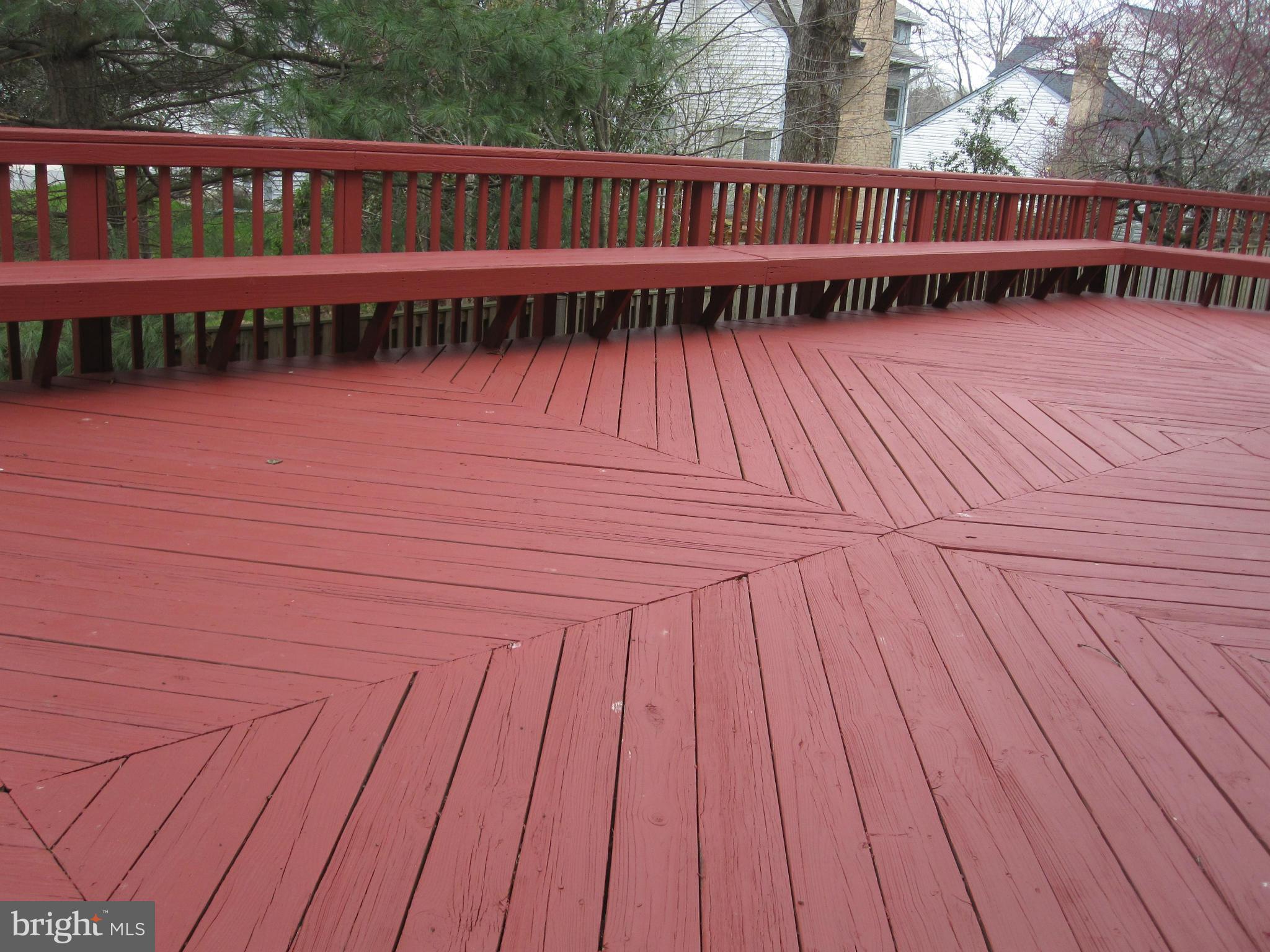 LITTLE ROCKY RUN - Residential Lease