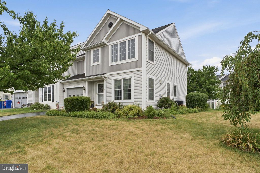 Photo of 4339 Green Park Drive, MOUNT JOY, PA 17552 (MLS # PALA2091000)
