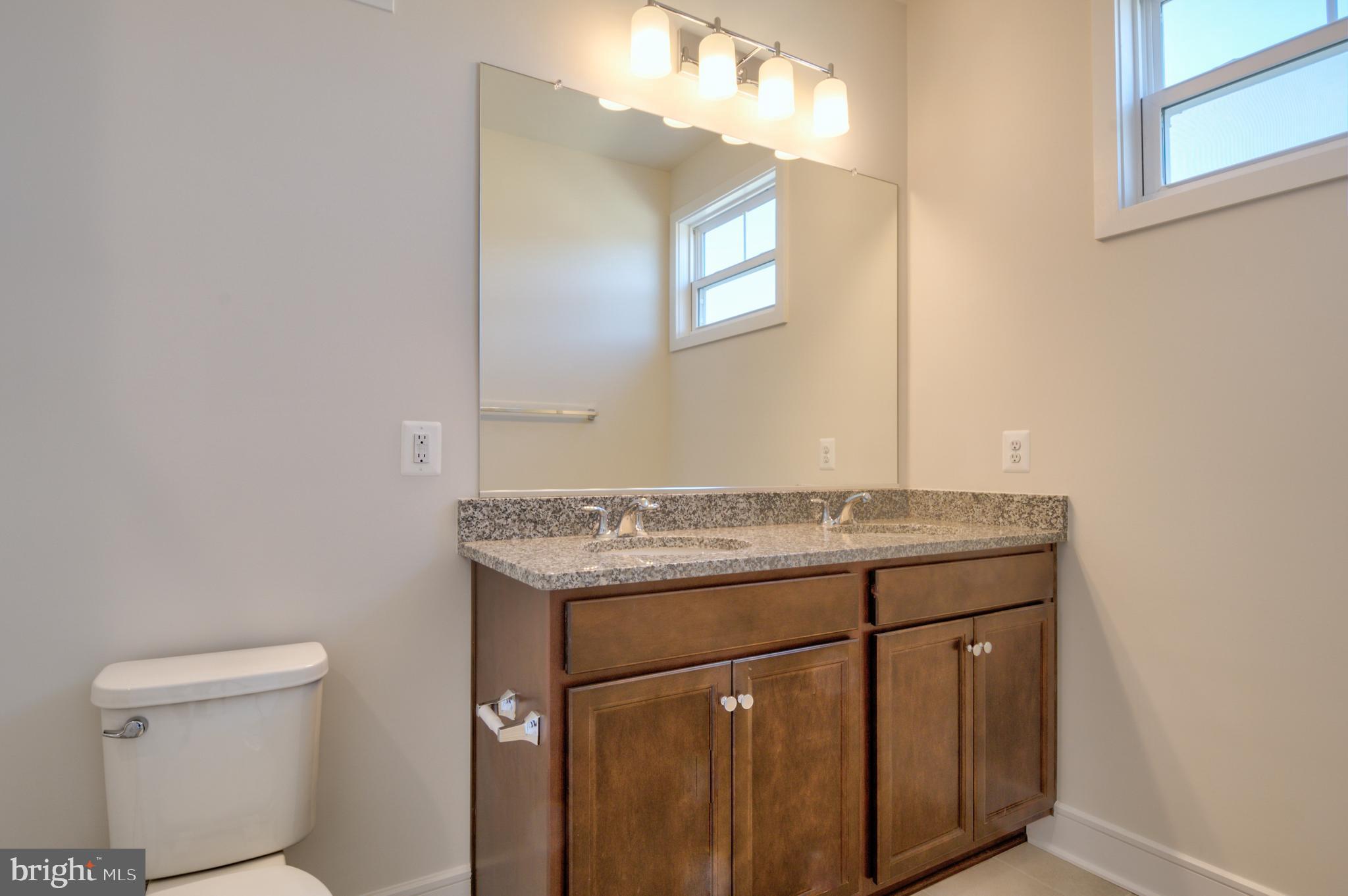 LAKE FREDERICK - Residential Lease