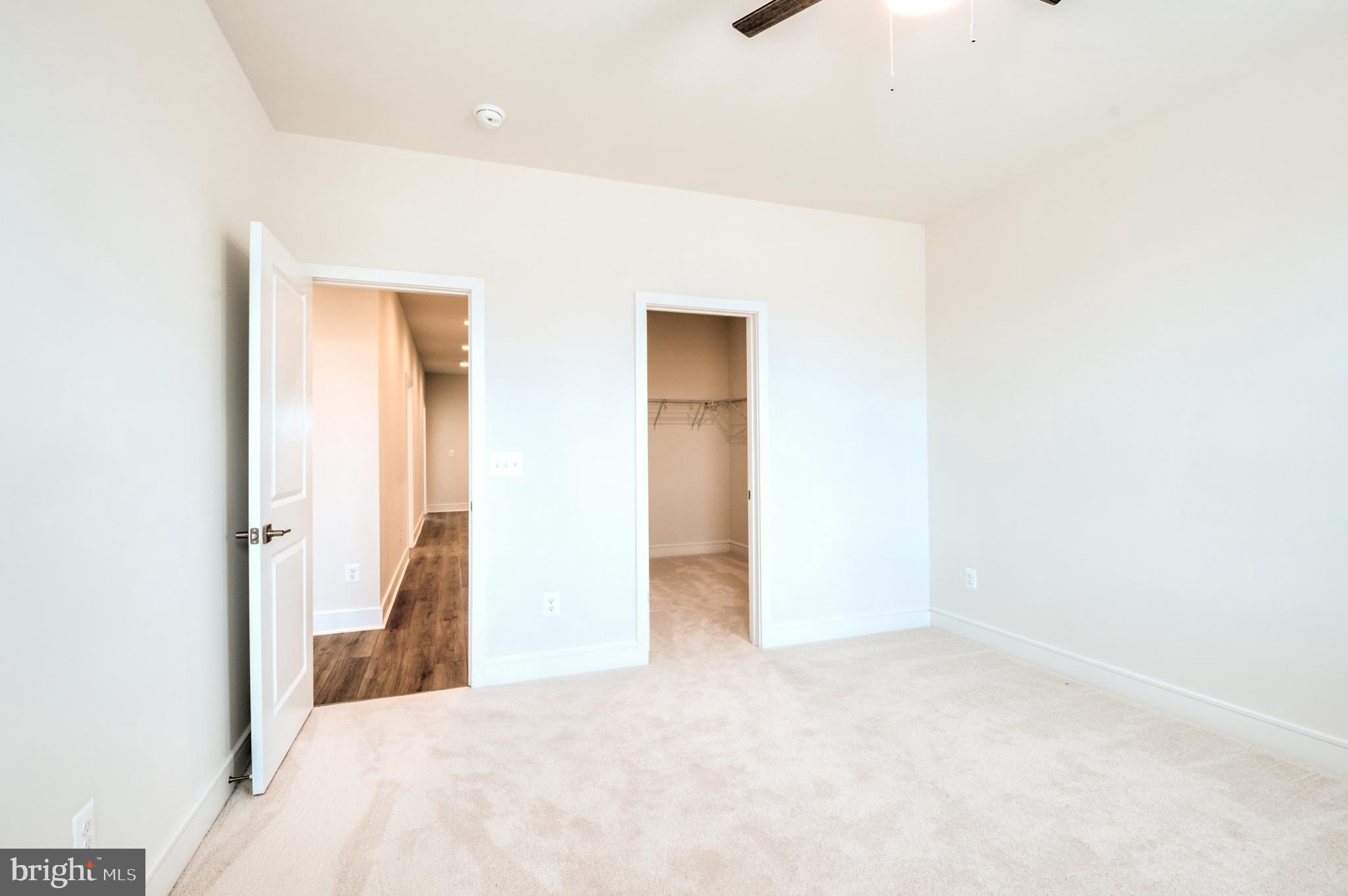 LAKE FREDERICK - Residential Lease