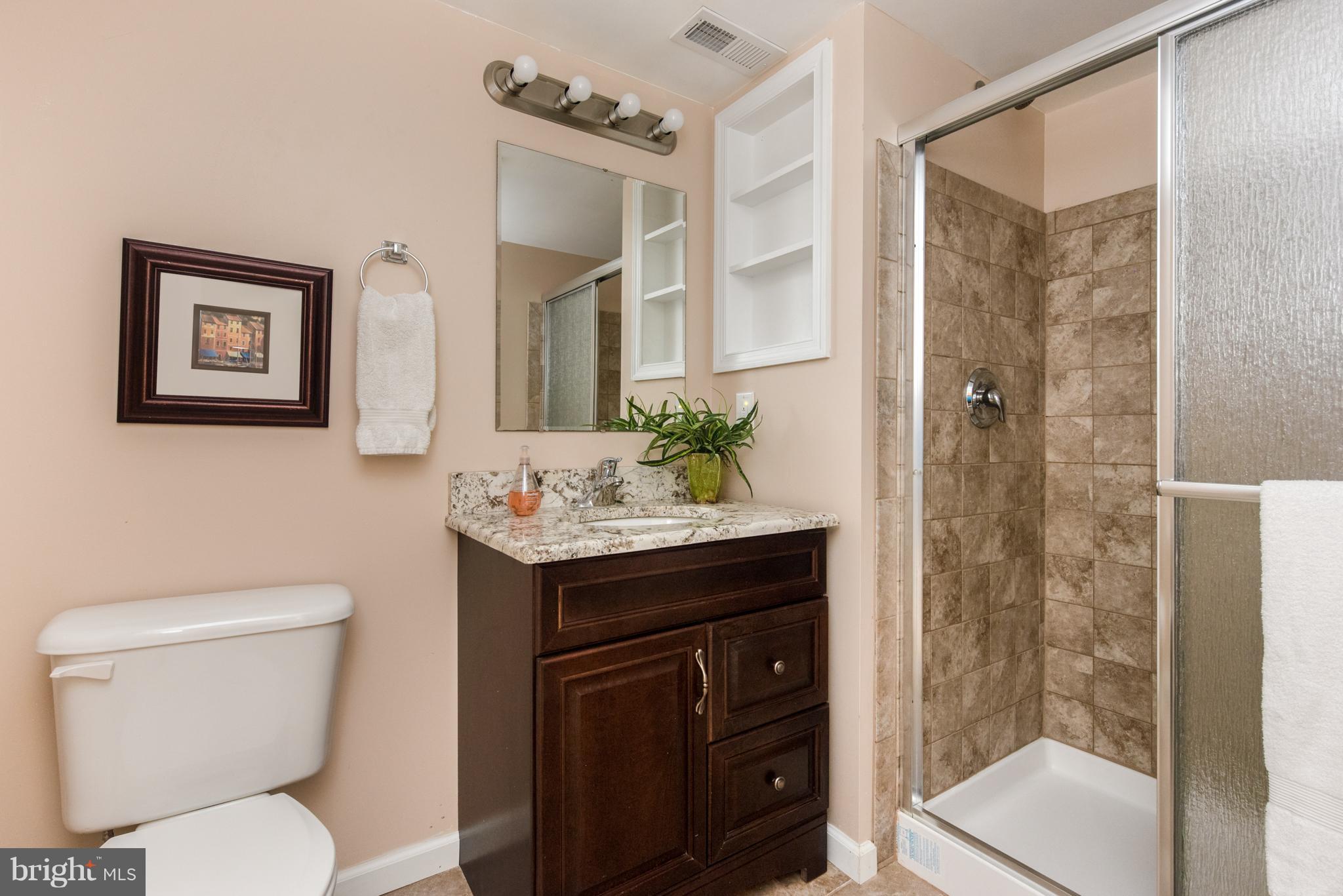 RIVERWALK/BLK WALNUT COV - Residential