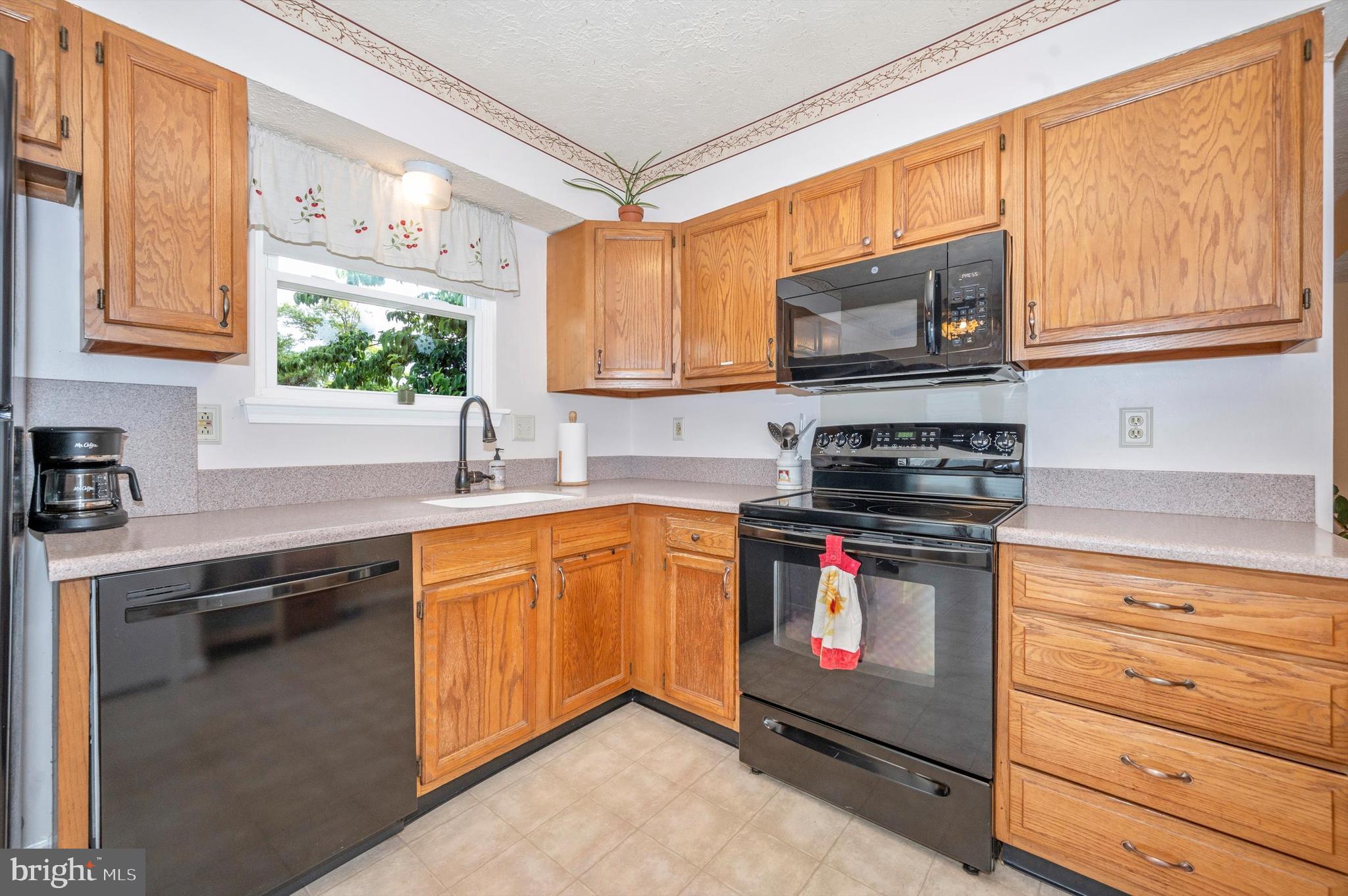 FREDERICKTOWNE VILLAGE - Residential