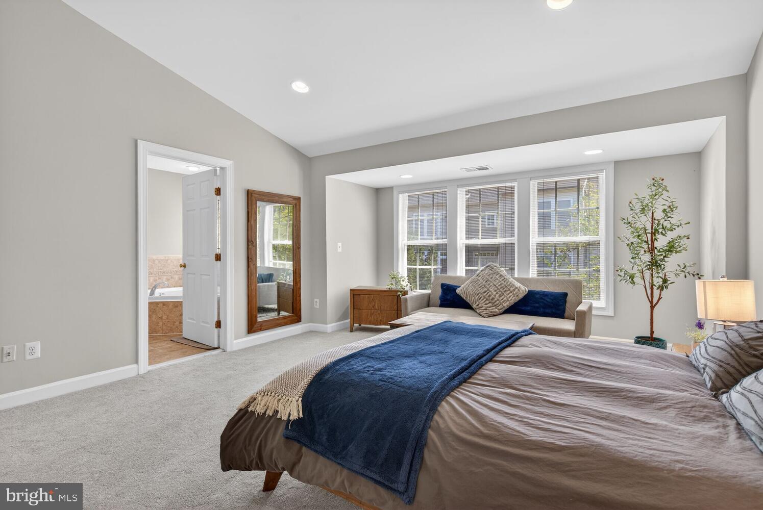 LORTON STATION SOUTH - Residential