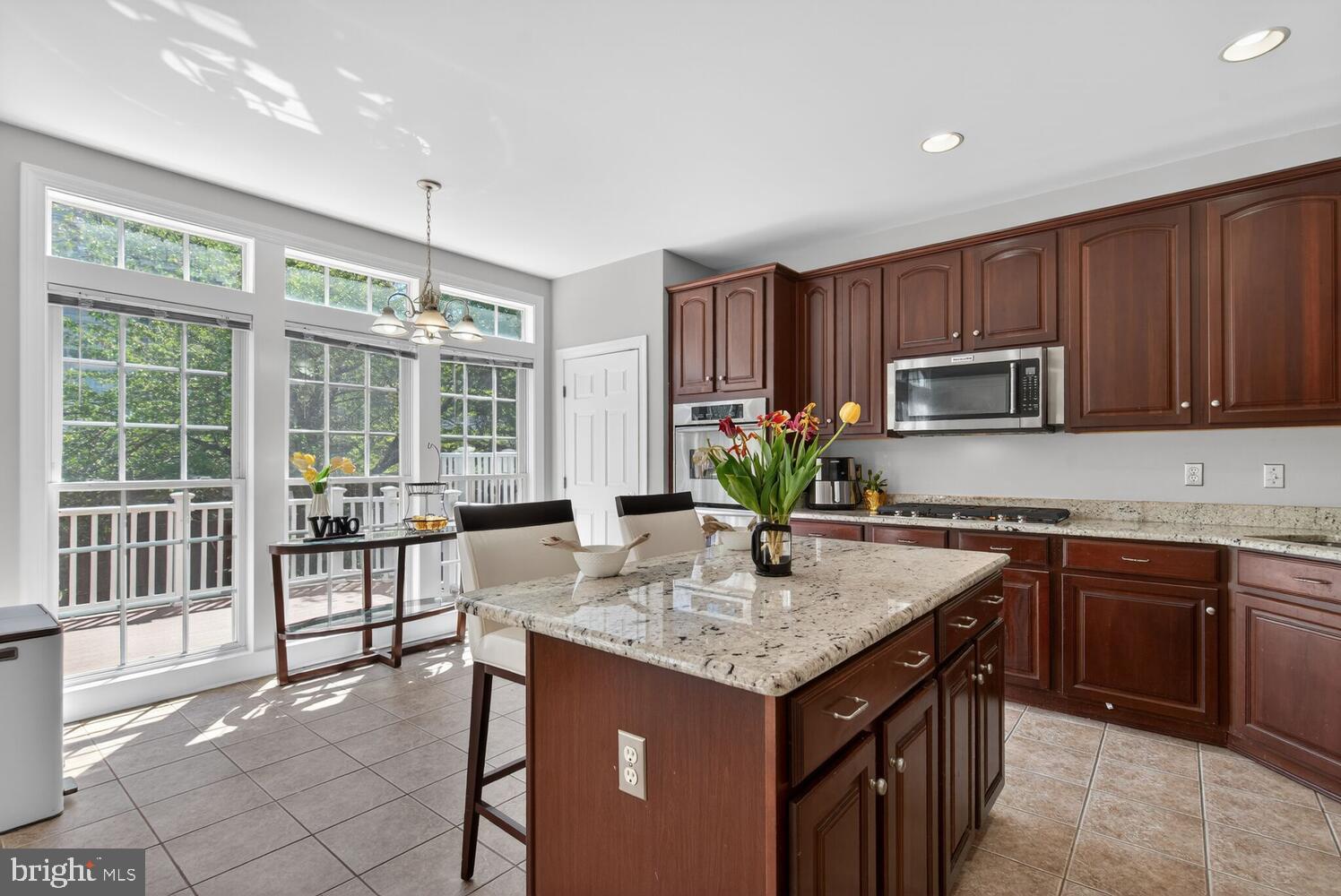 LORTON STATION SOUTH - Residential