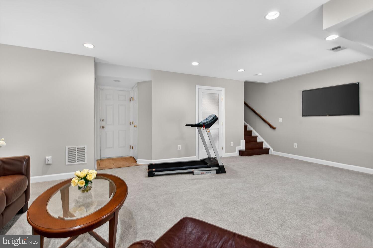 LORTON STATION SOUTH - Residential