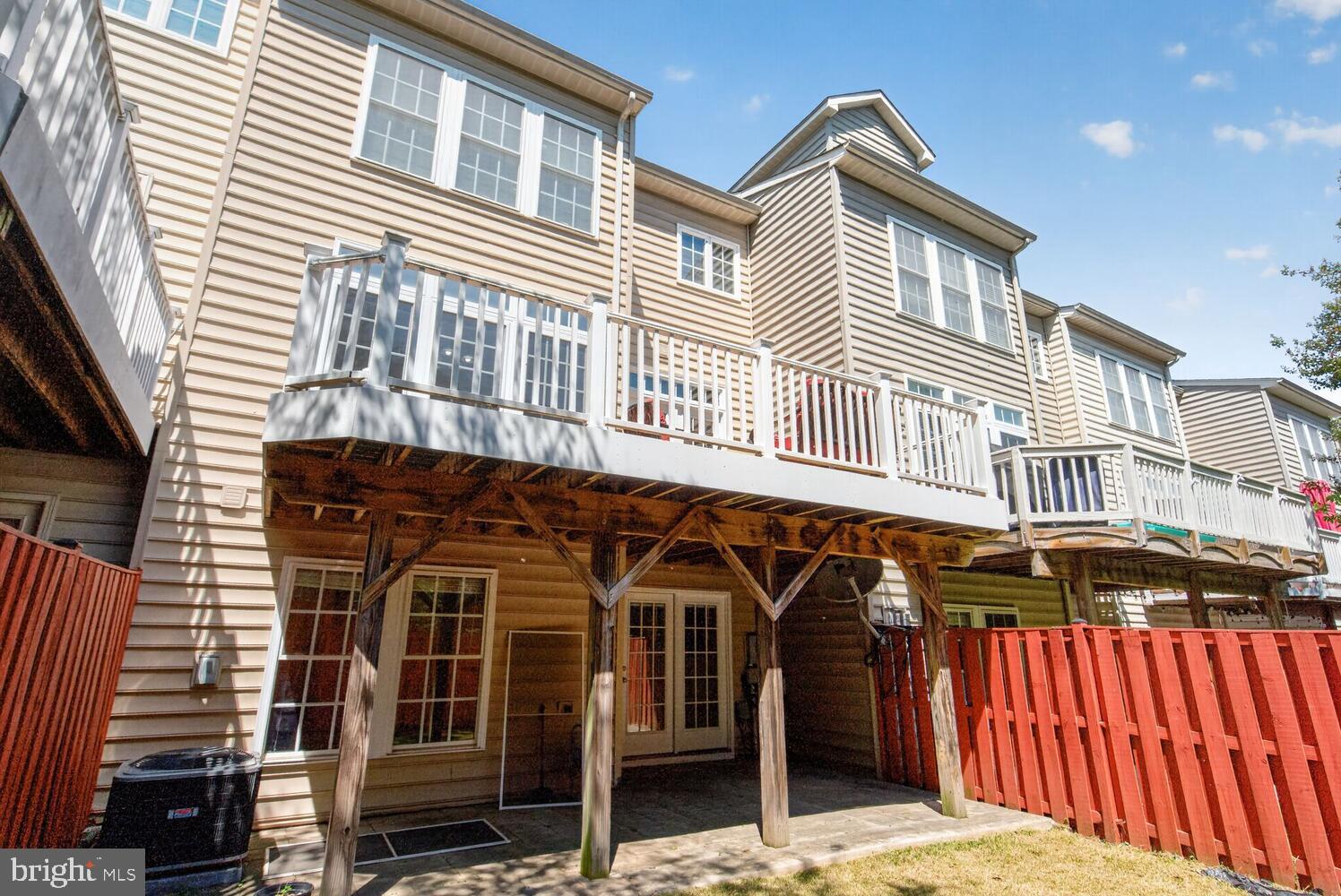 LORTON STATION SOUTH - Residential