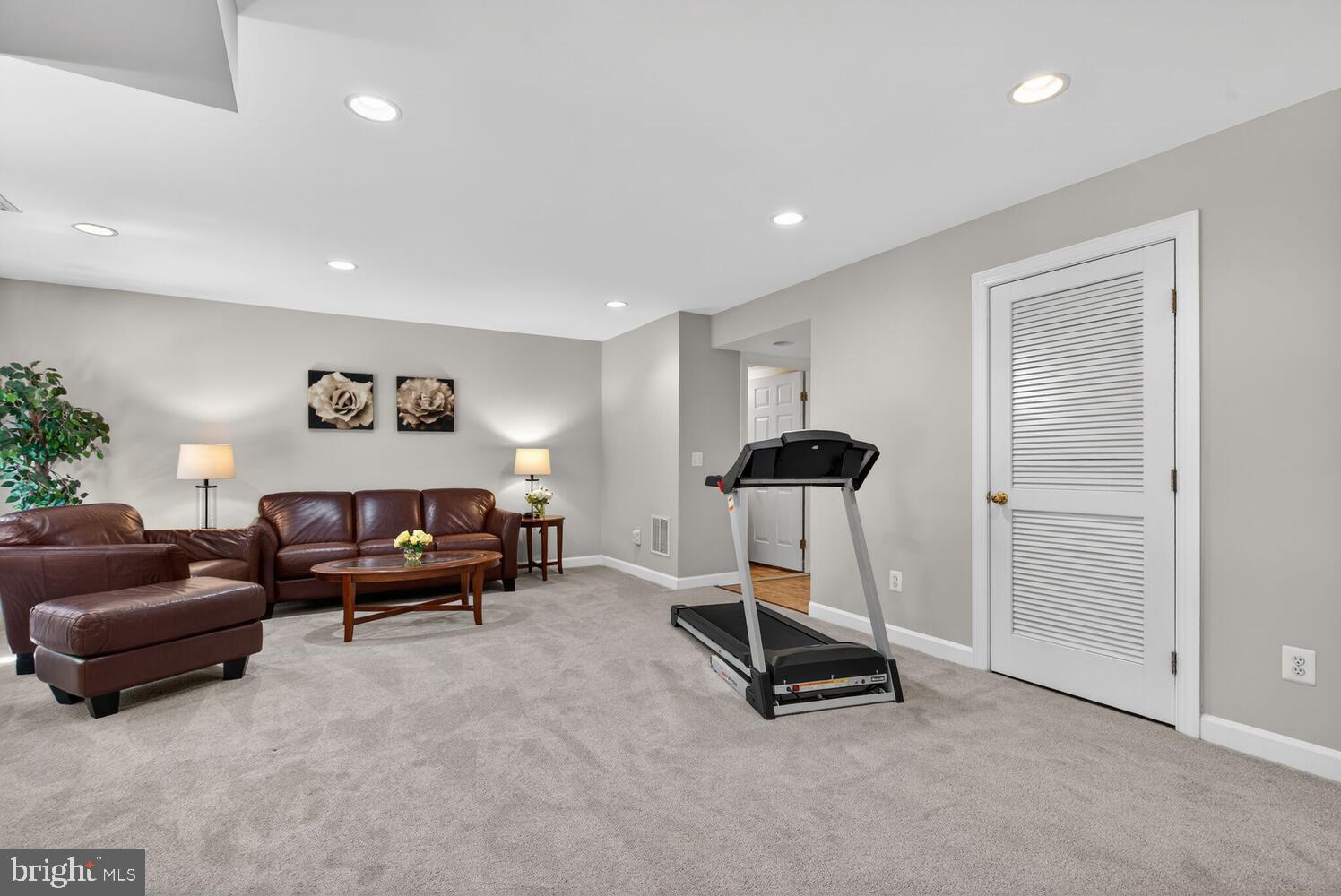 LORTON STATION SOUTH - Residential