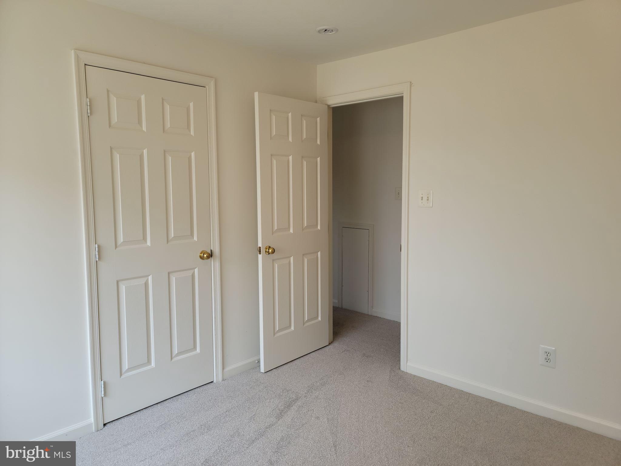 WARRENTON GARDENS - Residential