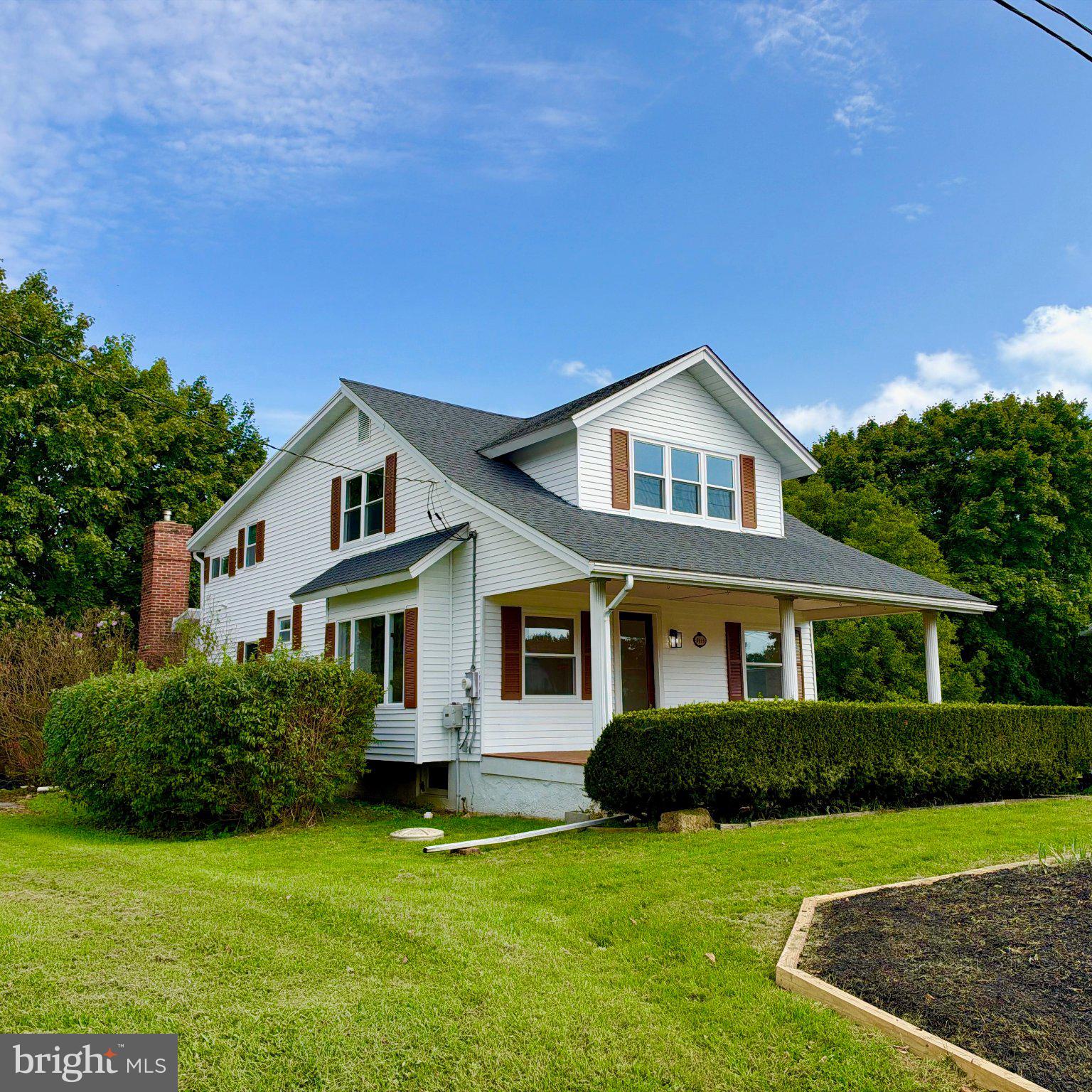 5111 VERA CRUZ ROAD N