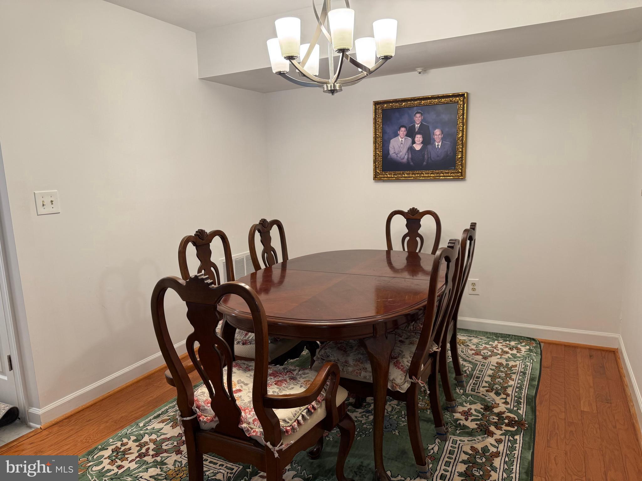 FAIRFIELD HOUSE - Residential