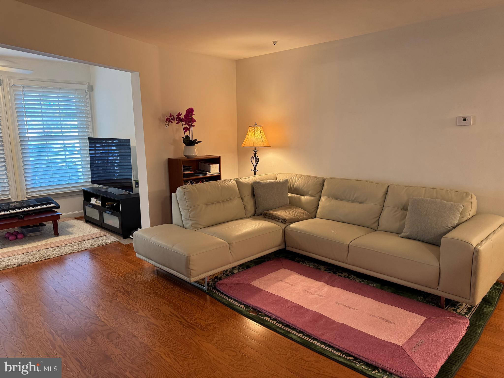 FAIRFIELD HOUSE - Residential