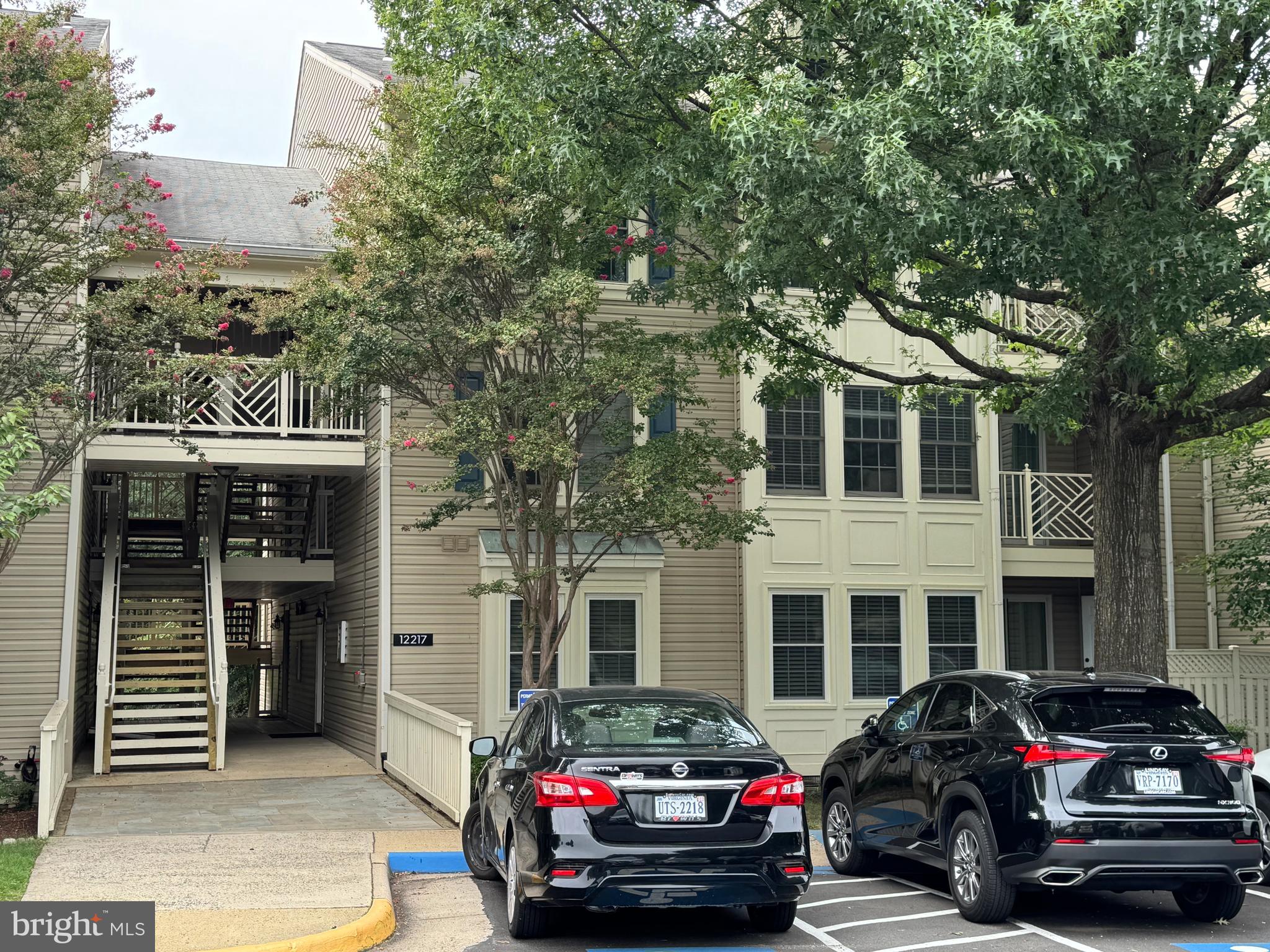 FAIRFIELD HOUSE - Residential