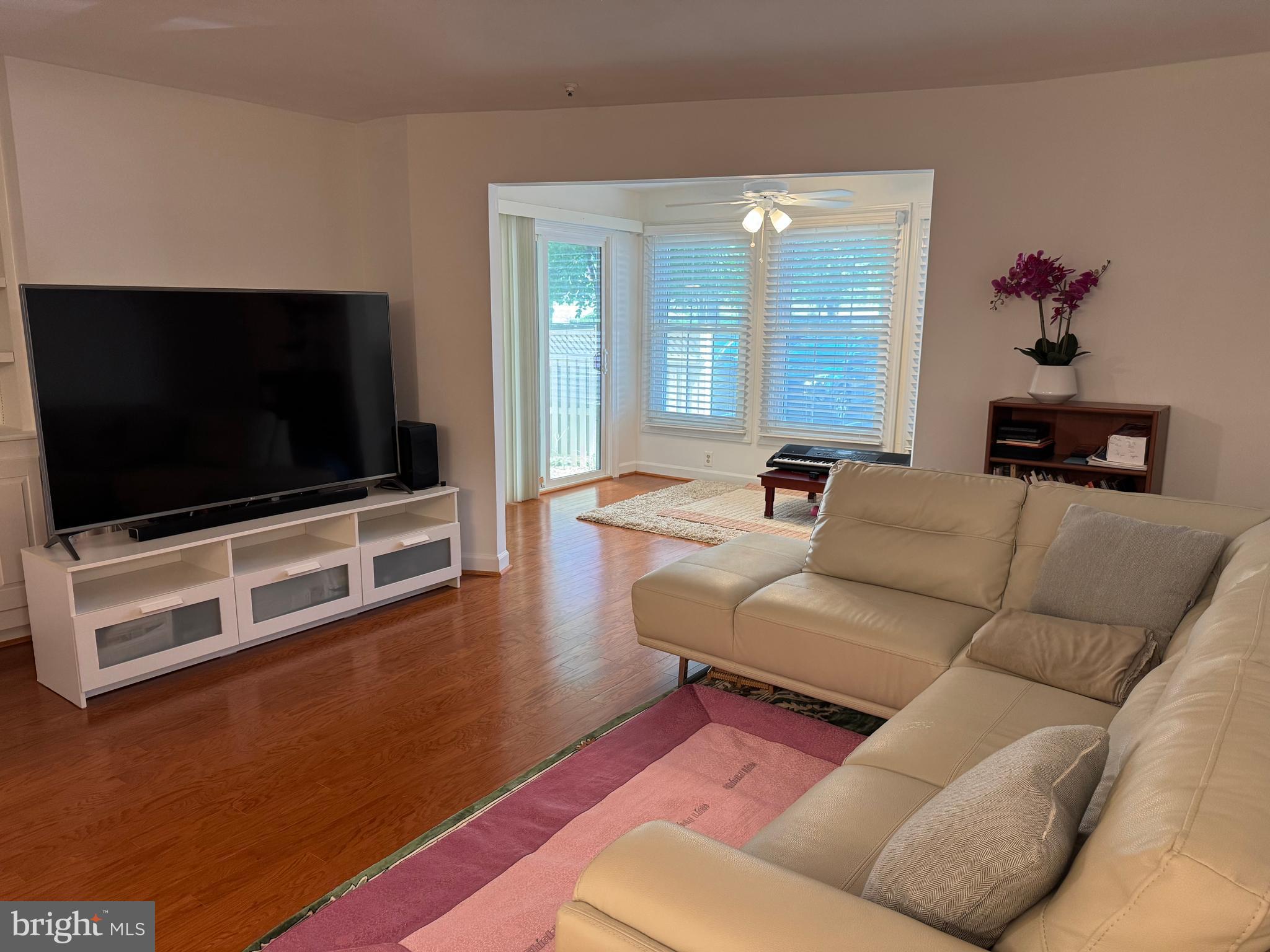 FAIRFIELD HOUSE - Residential