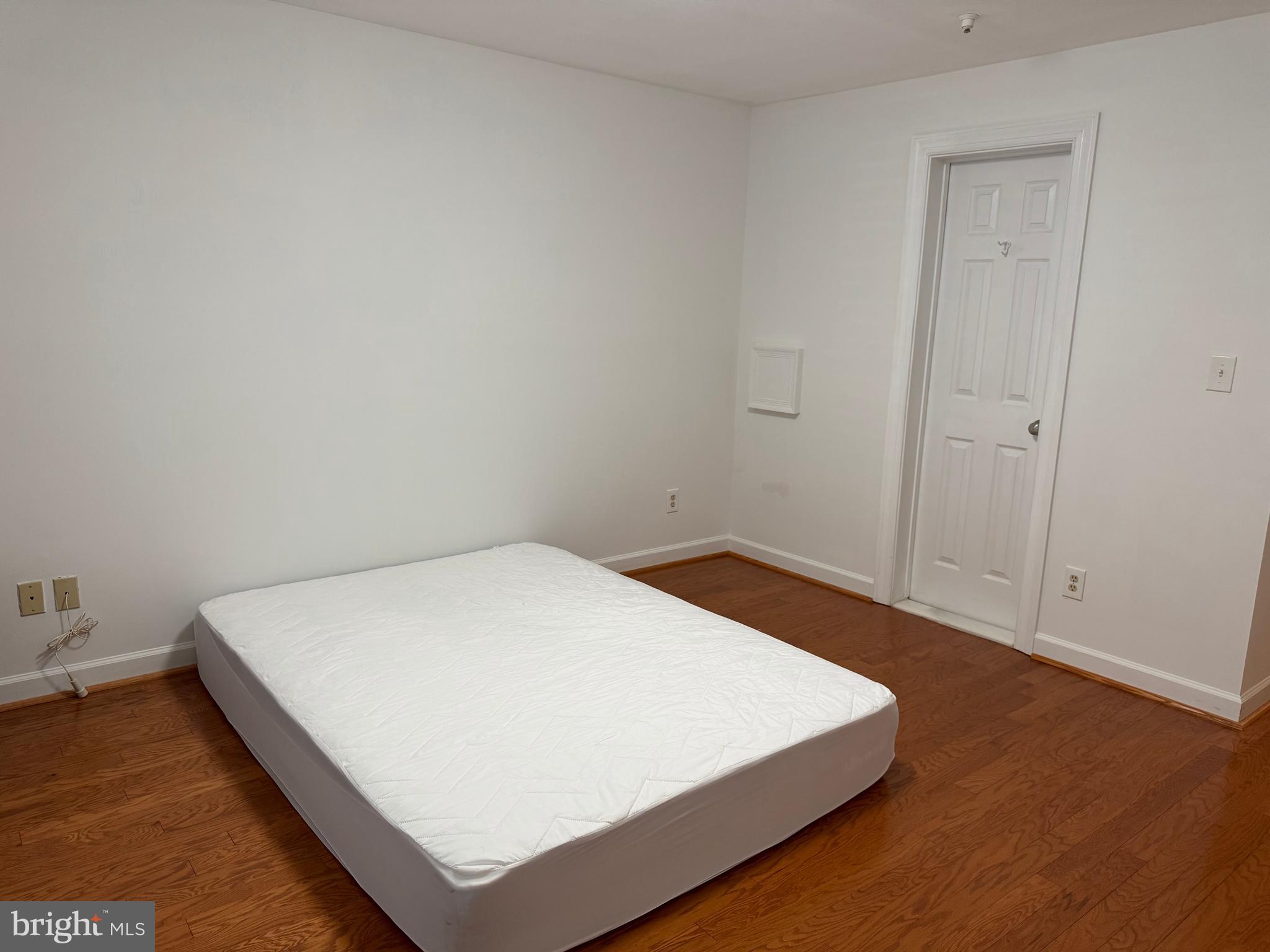 FAIRFIELD HOUSE - Residential