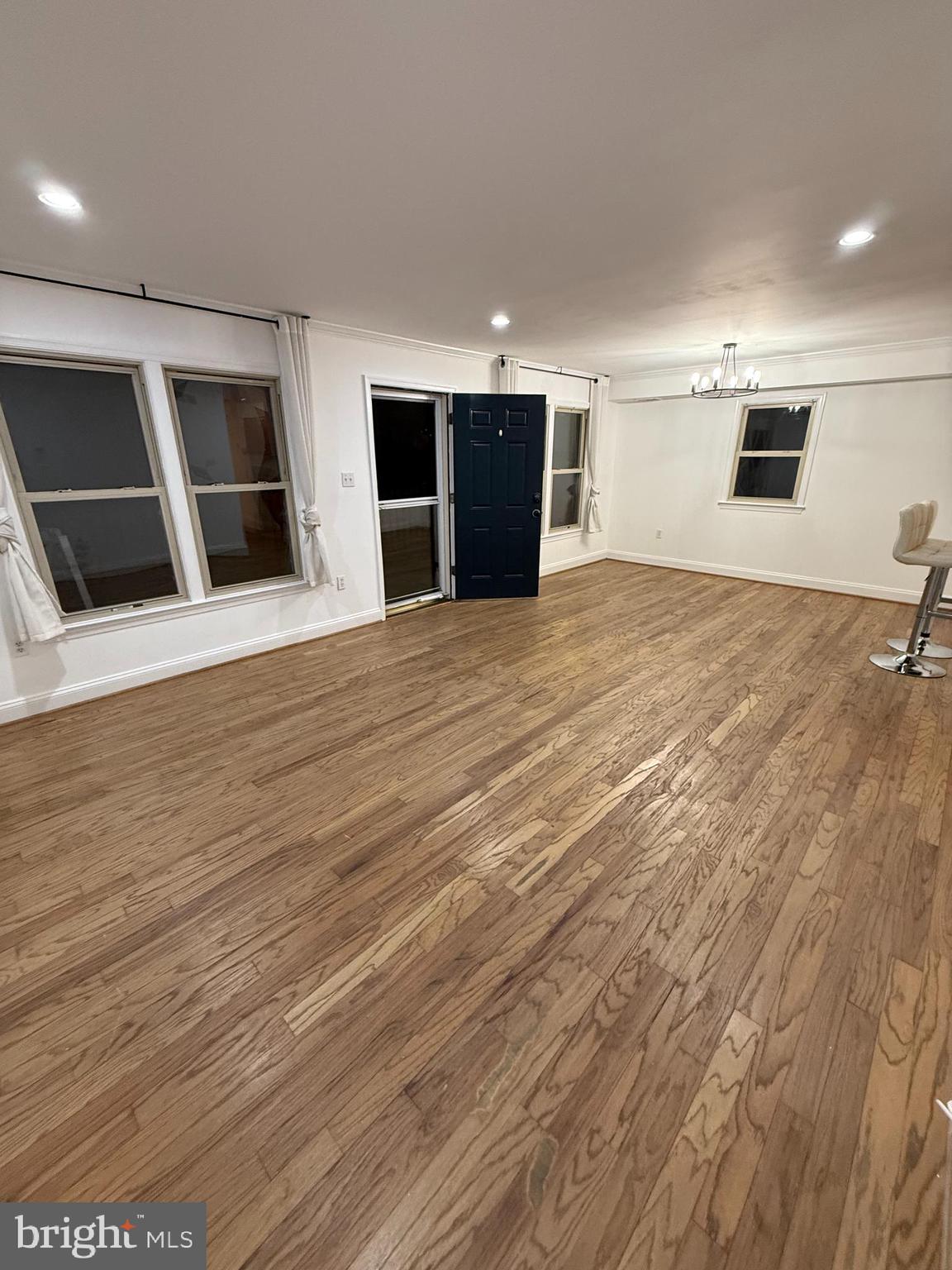 INVERNESS KNOLLS - Residential