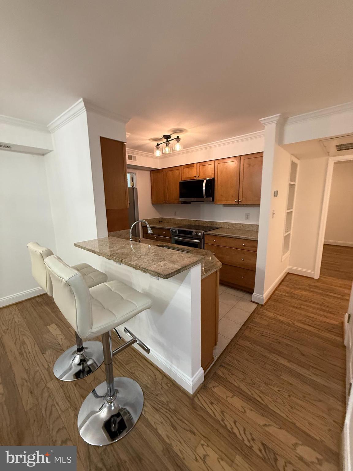 INVERNESS KNOLLS - Residential