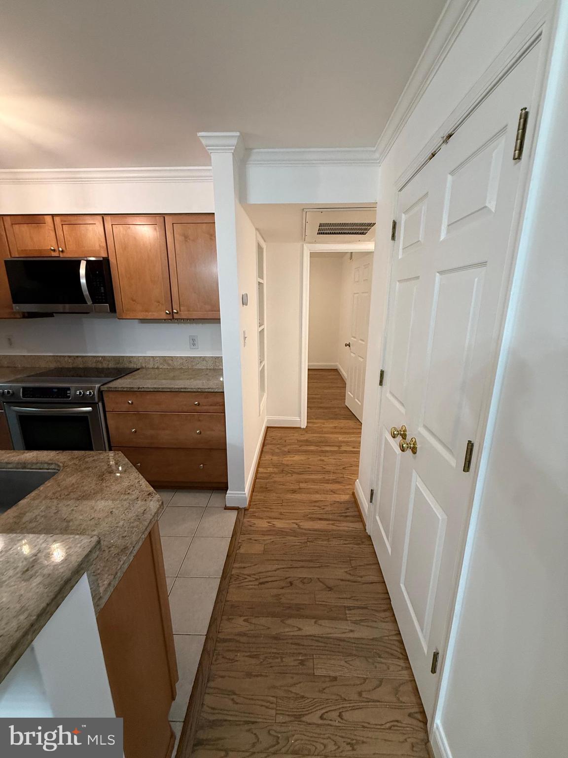 INVERNESS KNOLLS - Residential