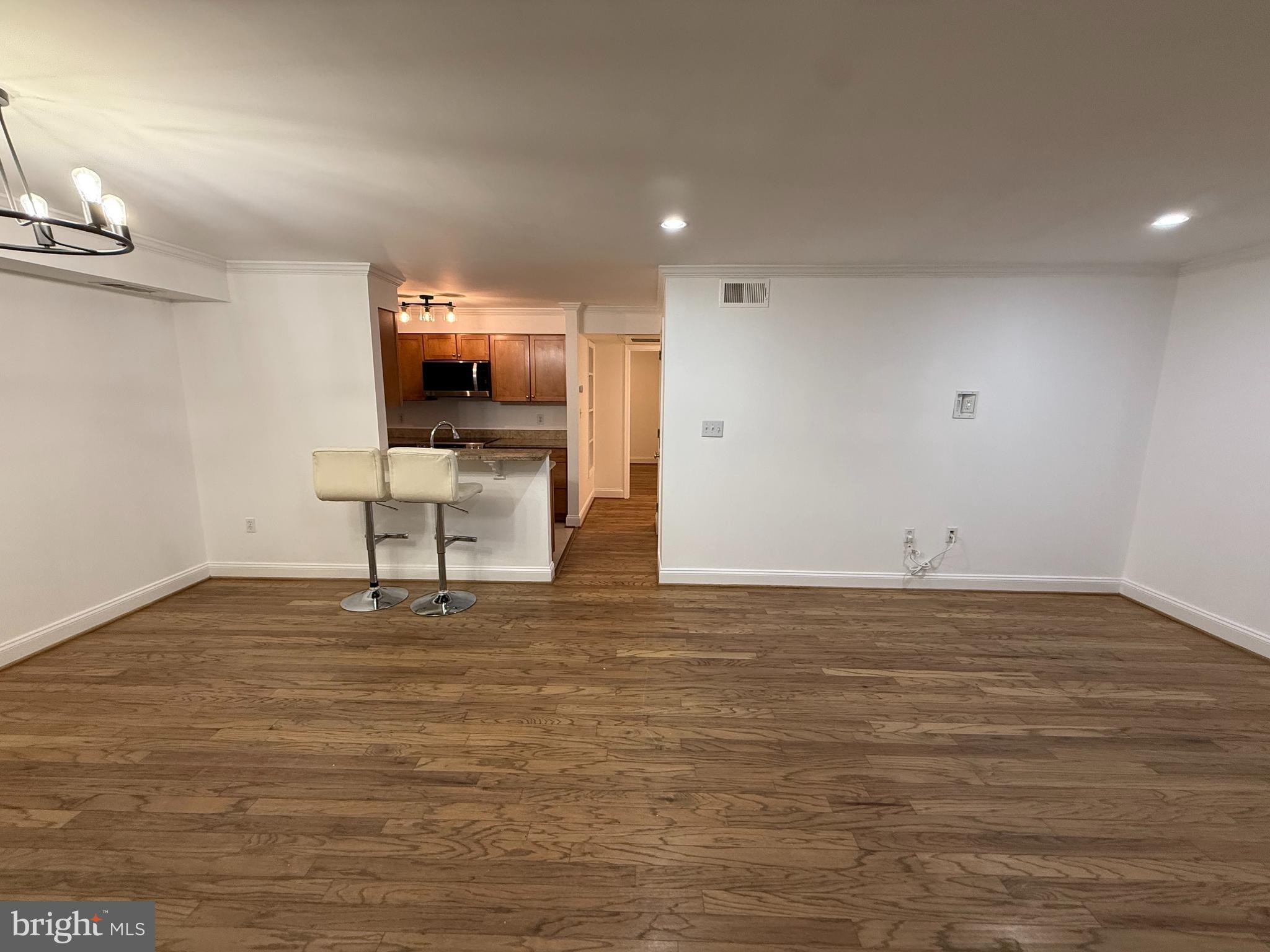 INVERNESS KNOLLS - Residential