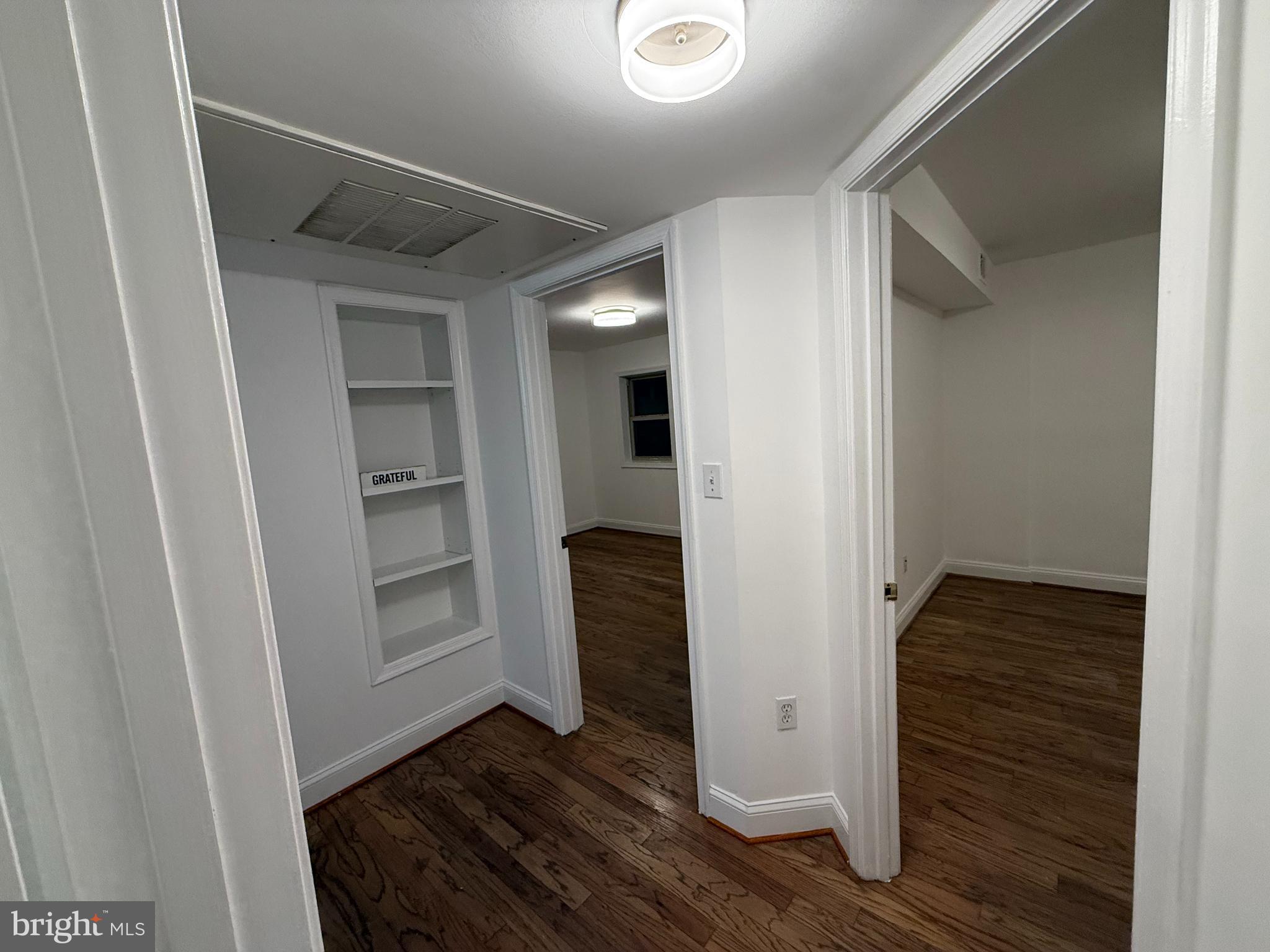 INVERNESS KNOLLS - Residential